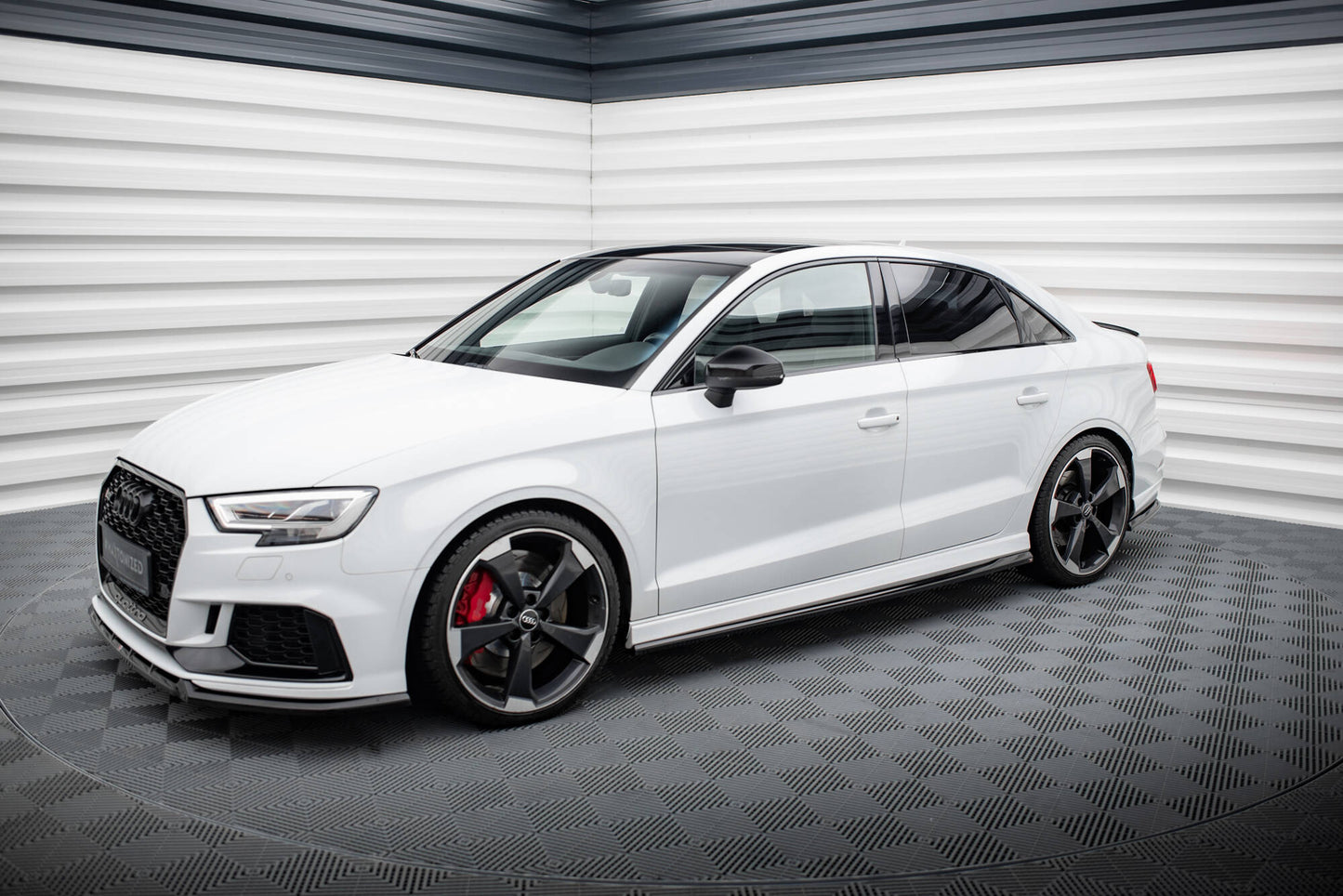 Maxton Seitenschweller Ansatz für V.2 für Audi RS3 Limousine 8V Facelift schwarz Hochglanz