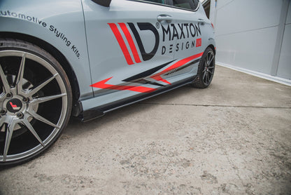 Maxton Robuste Racing Seitenschweller Ansatz für für + Front Stoßstangen Racing Flaps passend für Ford Fiesta Mk8 ST / ST-...