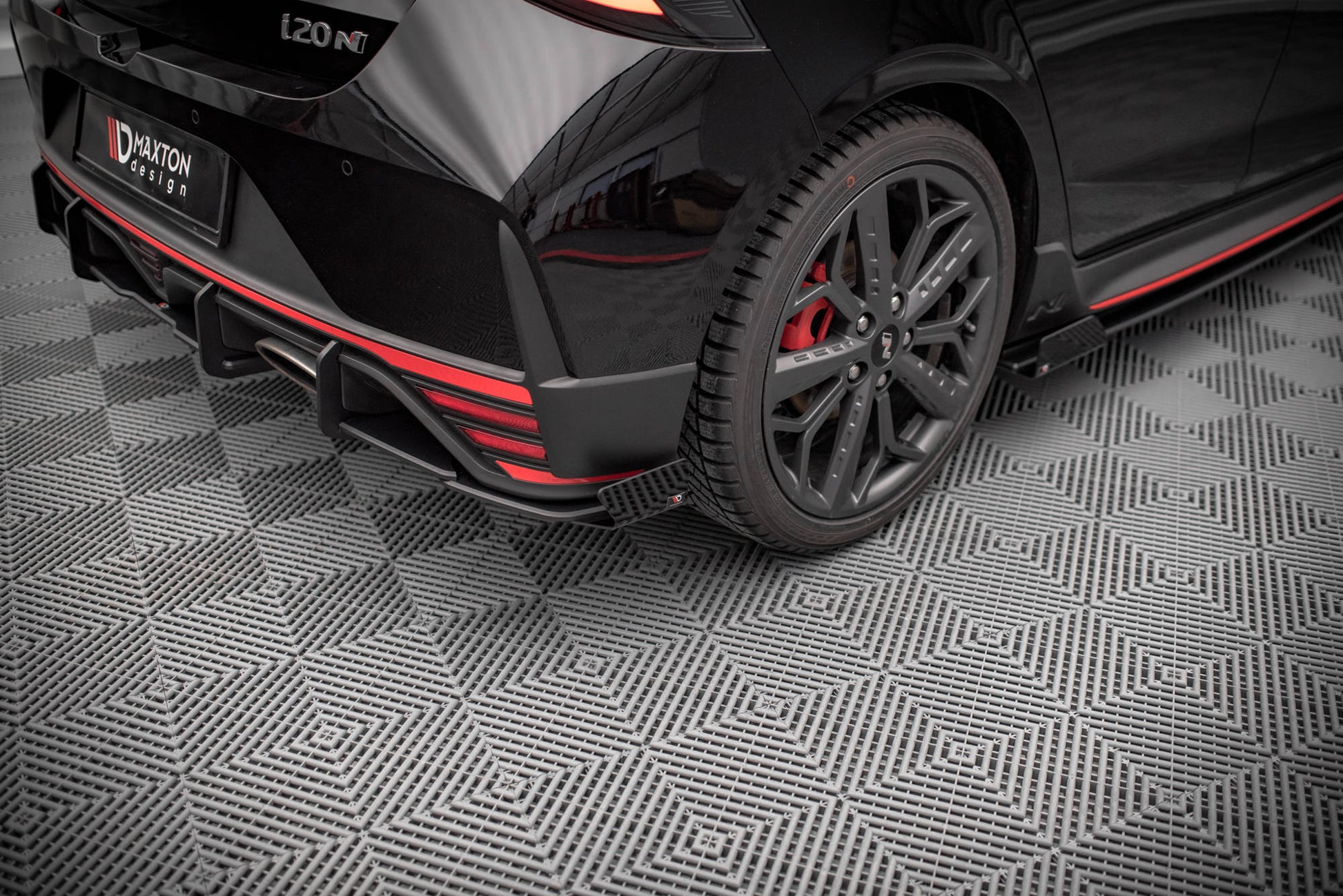 Maxton Street Pro Heck Ansatz Flaps Diffusor +Flaps für Hyundai I20 N Mk3 schwarz Hochglanz