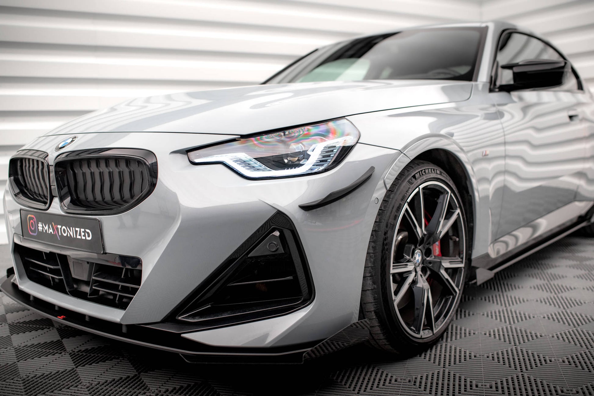 Maxton Stoßstangenflügel vorne (Canards) BMW 2 Coupe M-Paket / M240i G42