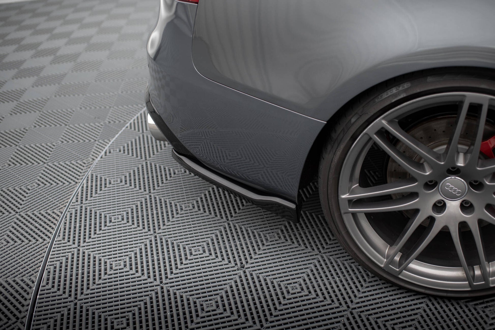 Maxton Heck Ansatz Flaps Diffusor V.2 für Audi S5 Coupe 8T Facelift schwarz Hochglanz