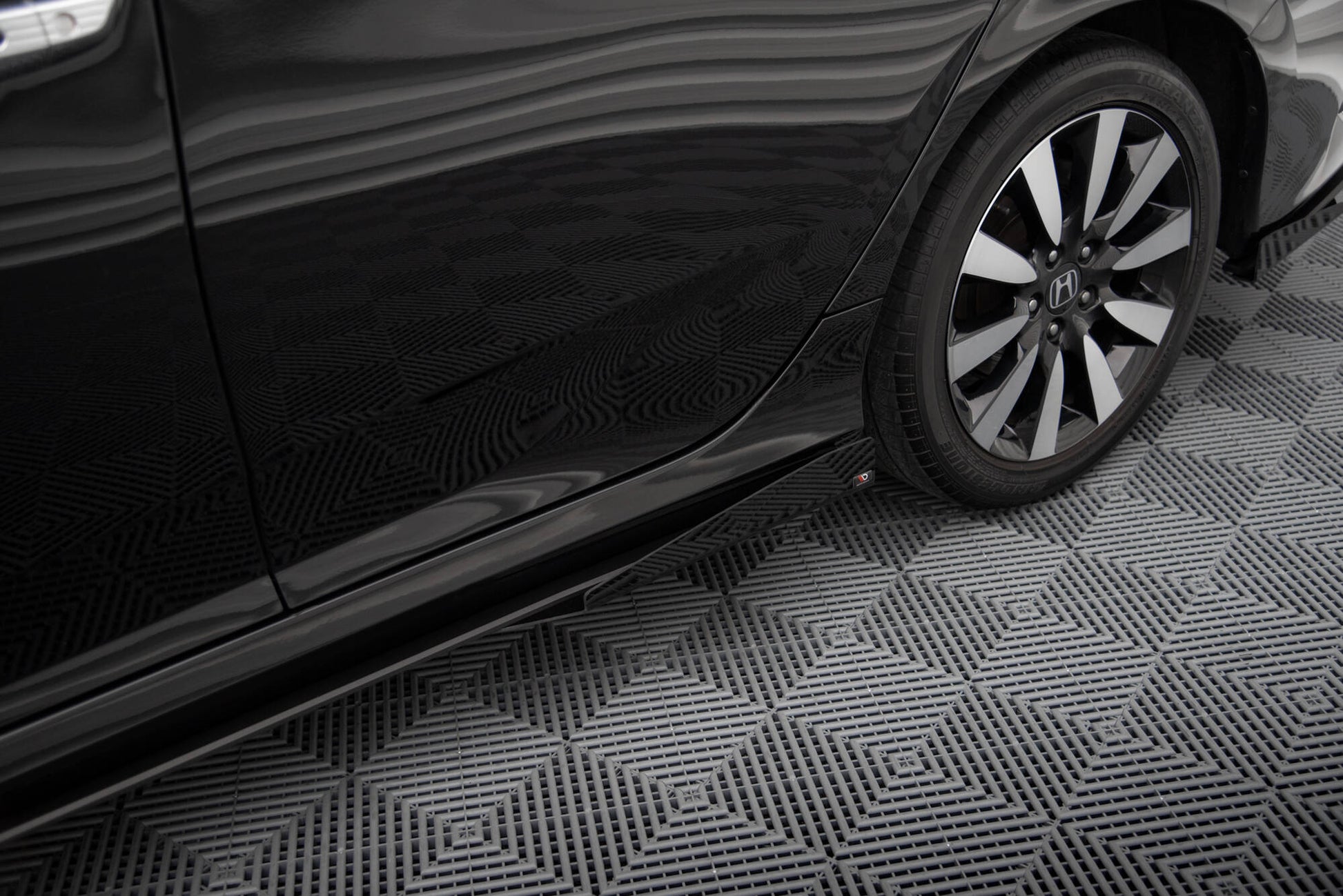 Maxton Street Pro Seitenschweller Ansatz für + Flaps Honda Civic Mk10 schwarz Hochglanz