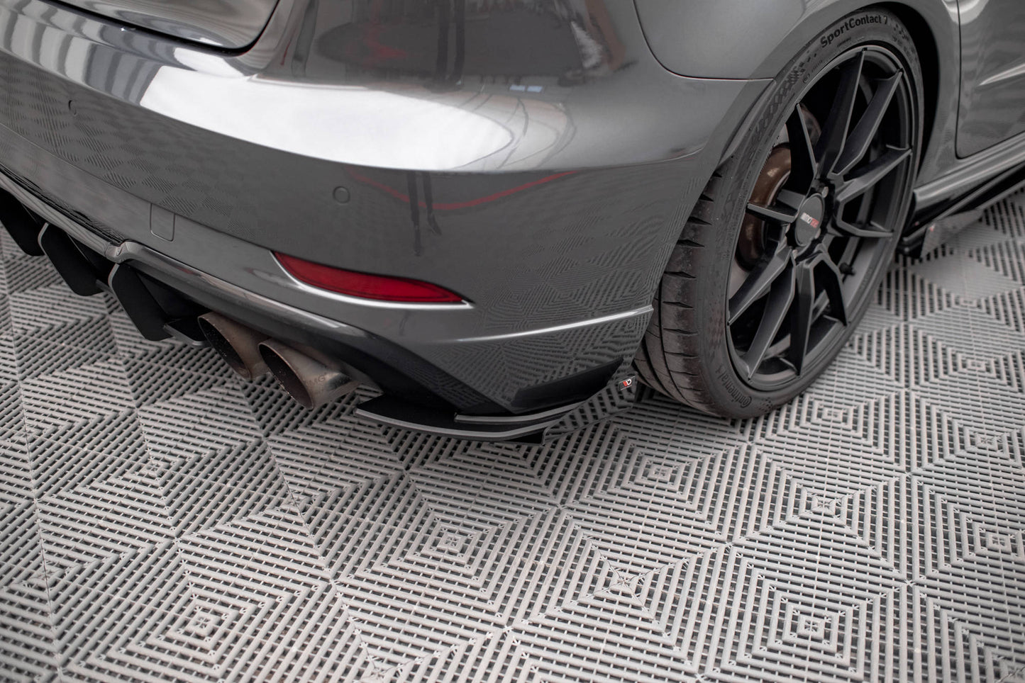 Maxton Street Pro Heck Ansatz Flaps Diffusor +Flaps für Audi S3 Sportback 8V Facelift schwarz Hochglanz