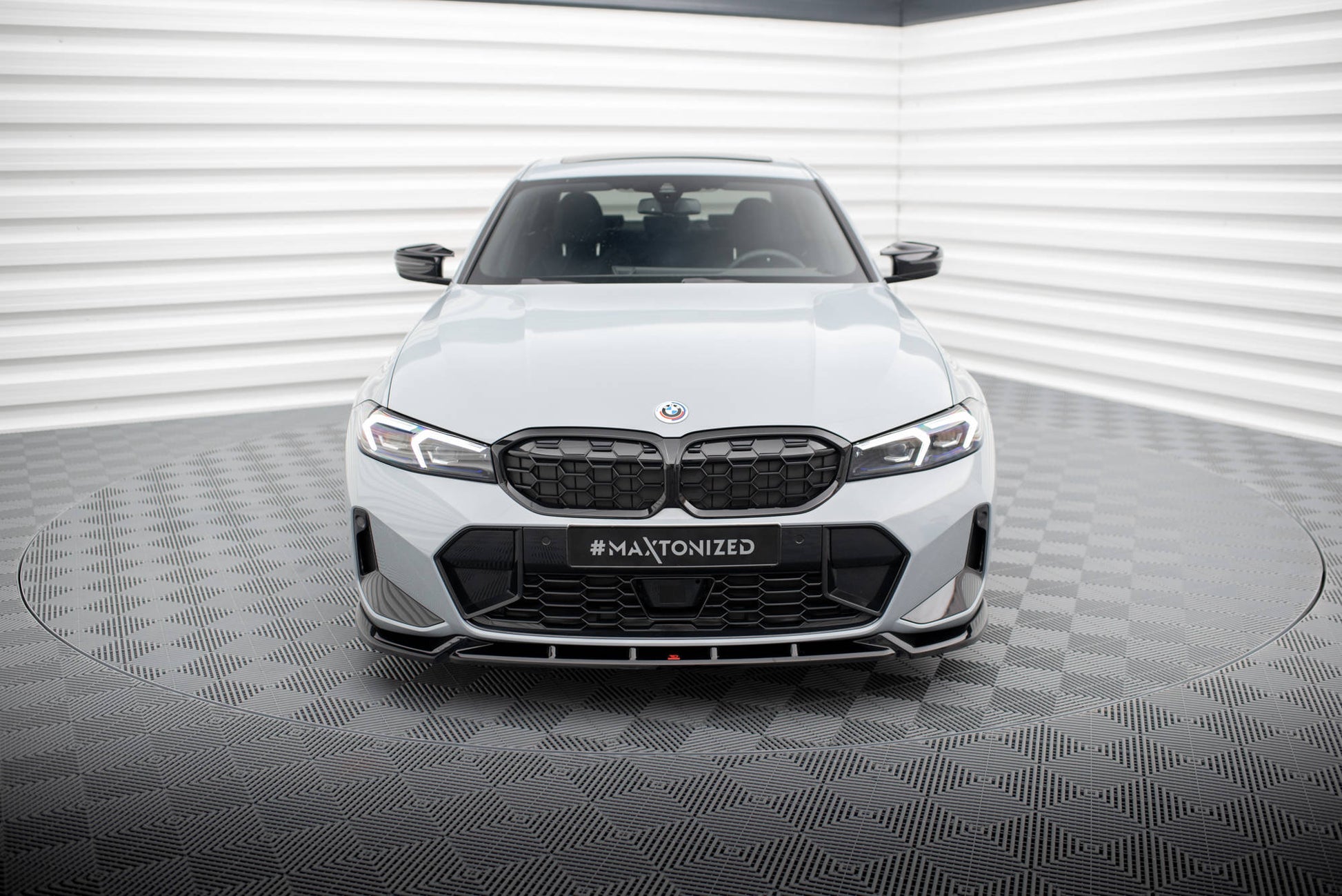 Maxton Front Ansatz V.1 für BMW 3er M340i / M-Paket G20 / G21 Facelift schwarz Hochglanz
