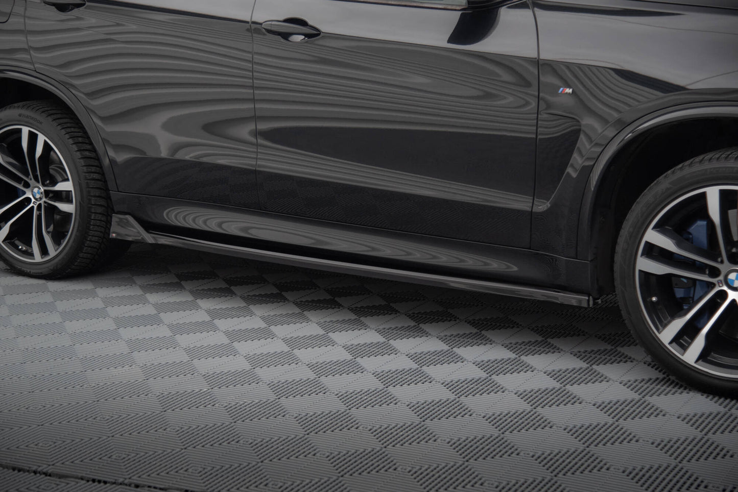 Maxton Seitenschweller Ansatz für V.2 für BMW X5 M-Paket F15 schwarz Hochglanz