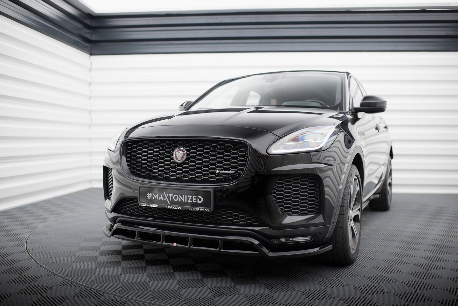 Maxton Front Ansatz für Jaguar E-Pace R-Dynamic Mk1 schwarz Hochglanz