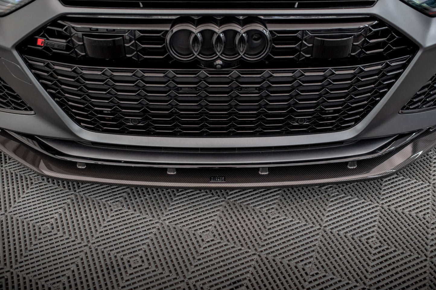 Maxton Carbon Fiber Front Ansatz für Audi RS6 C8 / RS7 C8