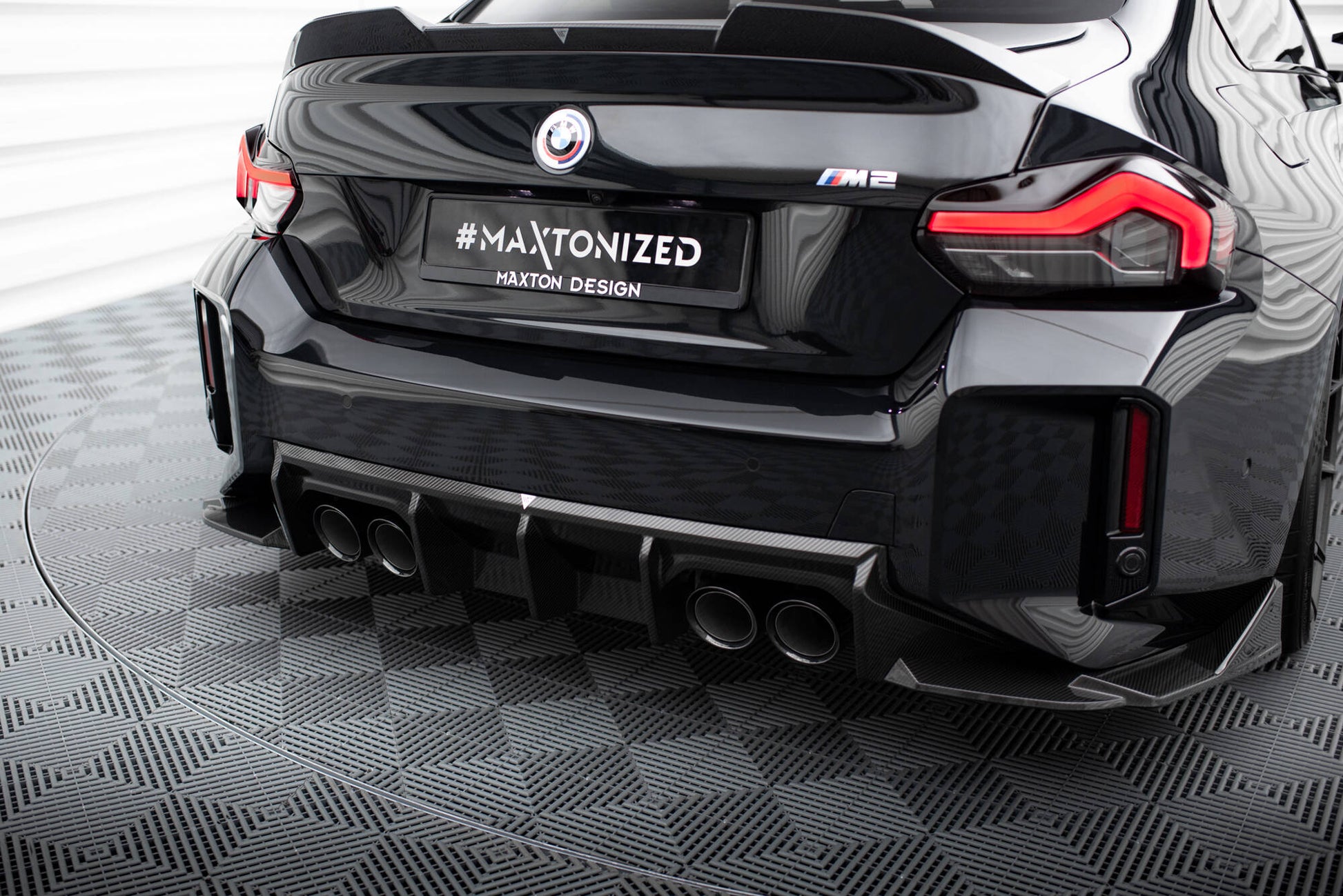 Maxton Carbon Fiber Diffusor Heck Ansatz für BMW M2 G87