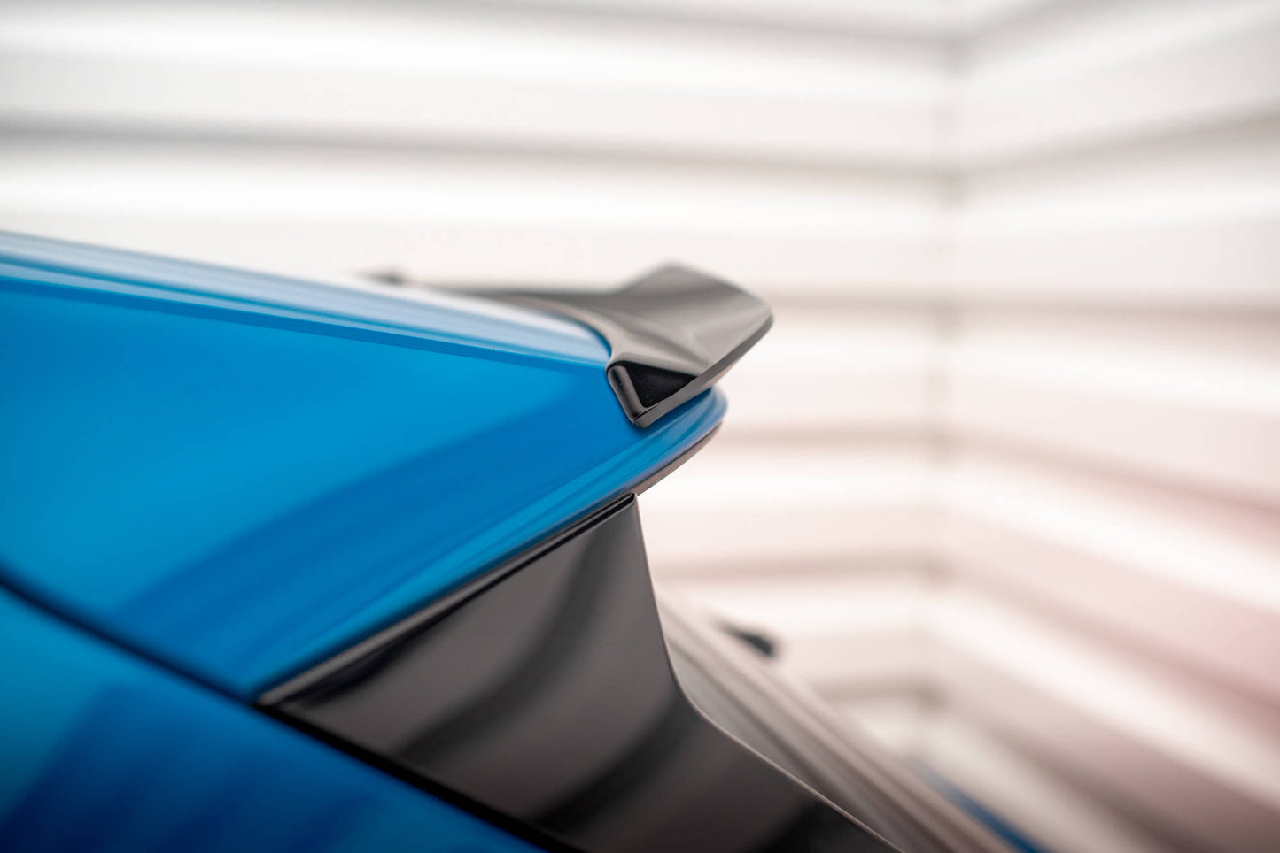 Maxton Spoiler CAP für Audi e-tron schwarz Hochglanz