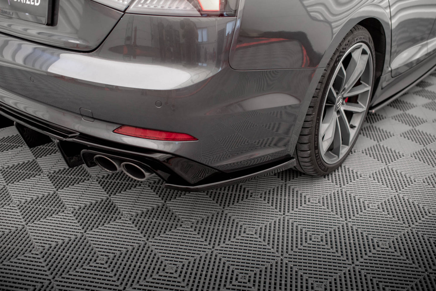 Maxton Heck Ansatz Flaps Diffusor für Audi S5 Coupe / Sportback F5 schwarz Hochglanz