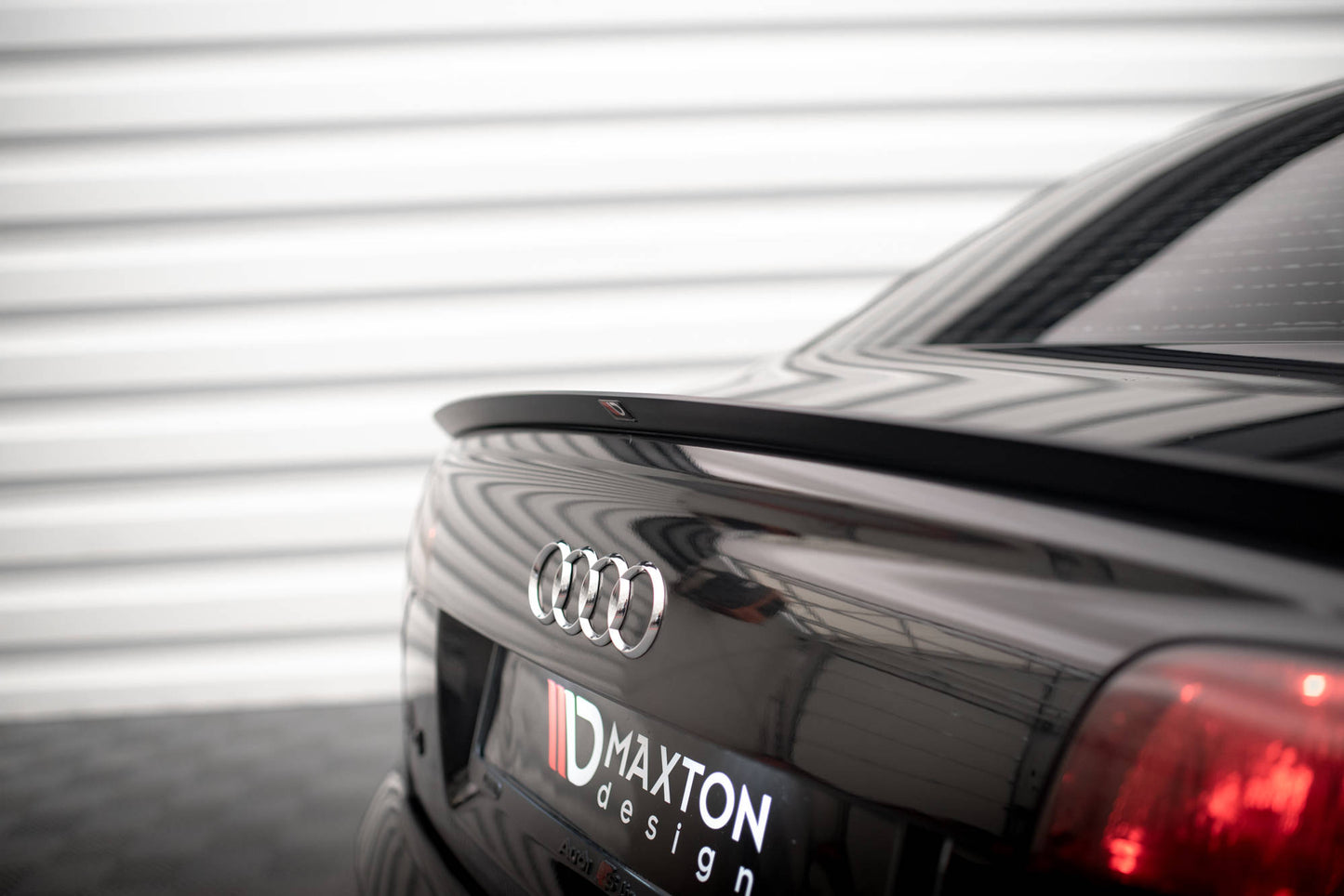Maxton Spoiler CAP für Audi A4 Limousine S-Line B7 schwarz Hochglanz