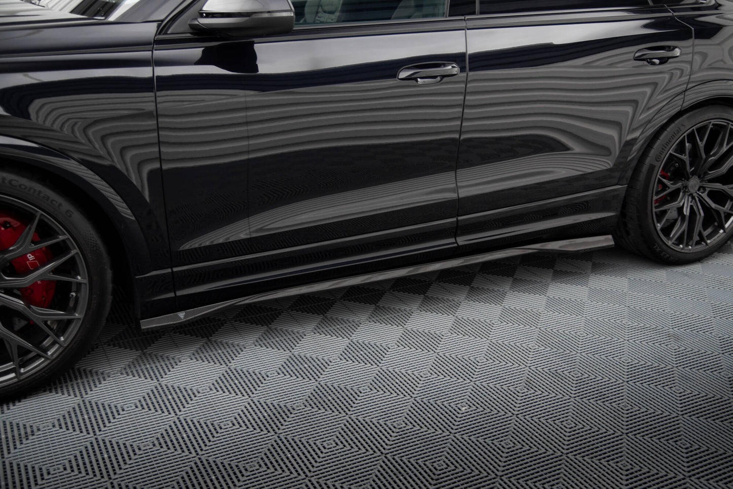 Maxton Carbon Fiber Seitenschweller Audi RSQ8 Mk1