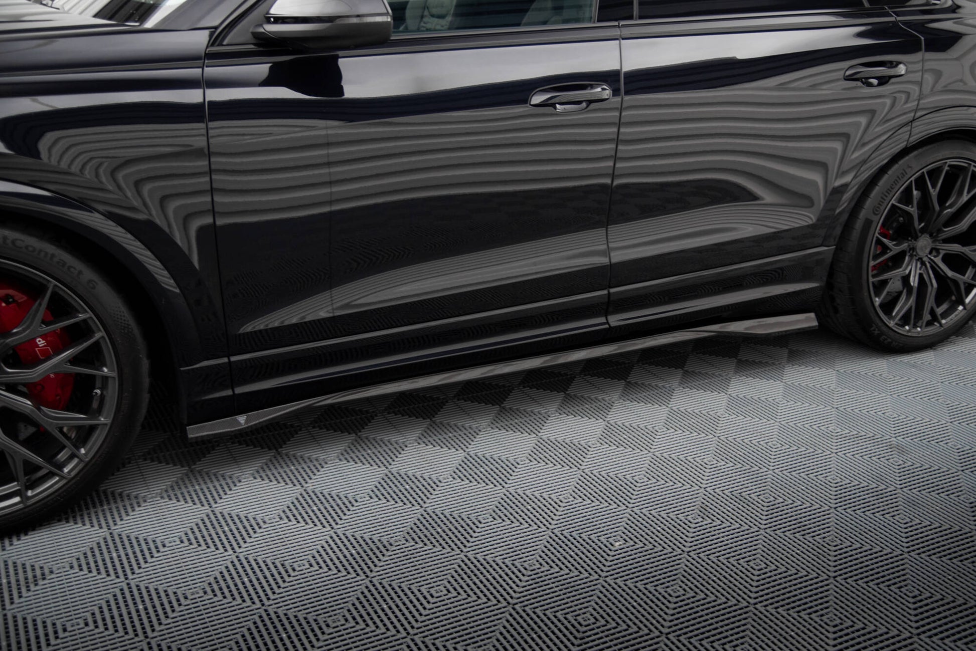 Maxton Carbon Fiber Seitenschweller Audi RSQ8 Mk1