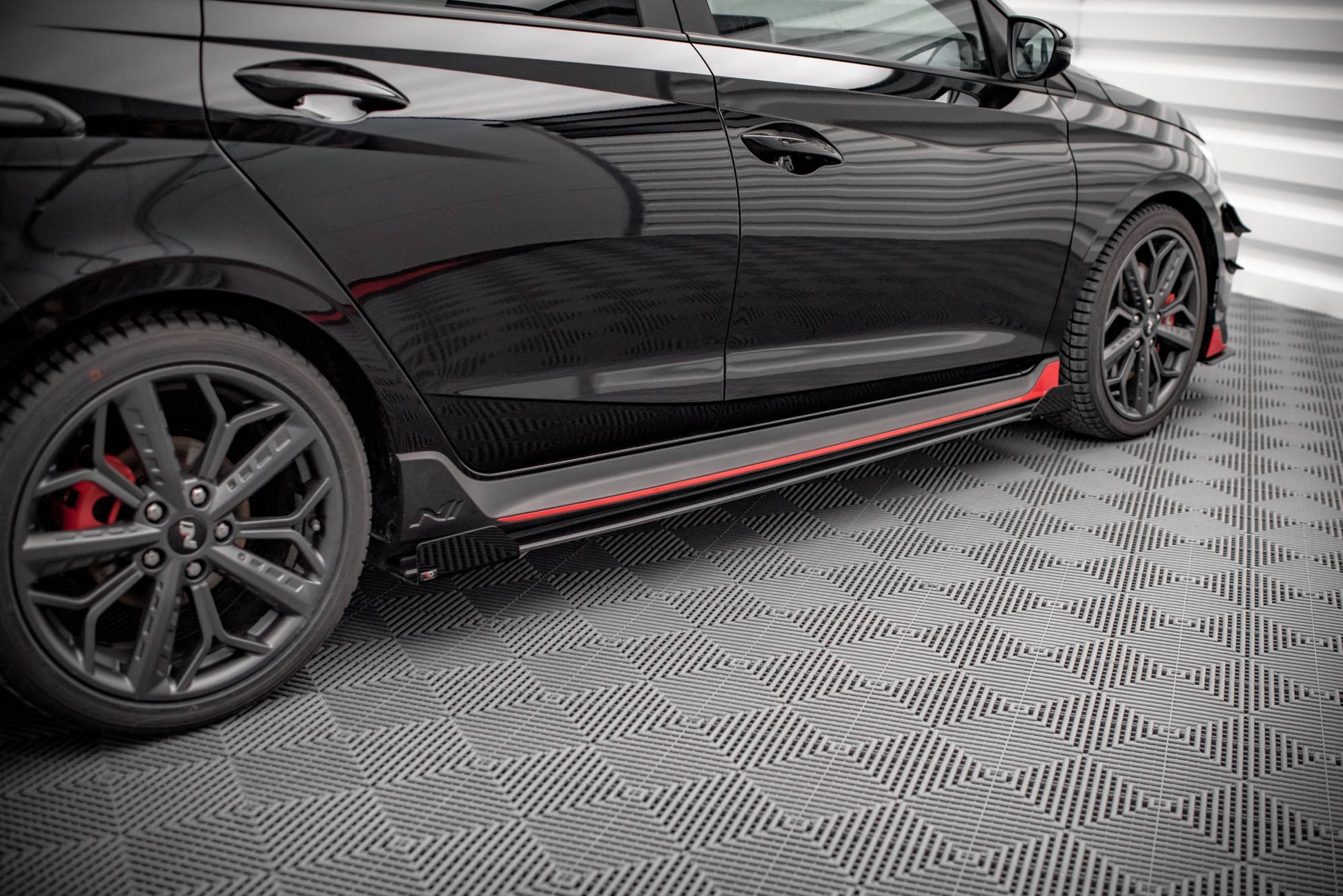 Maxton Street Pro Seitenschweller Ansatz für + Flaps Hyundai I20 N Mk3 schwarz Hochglanz
