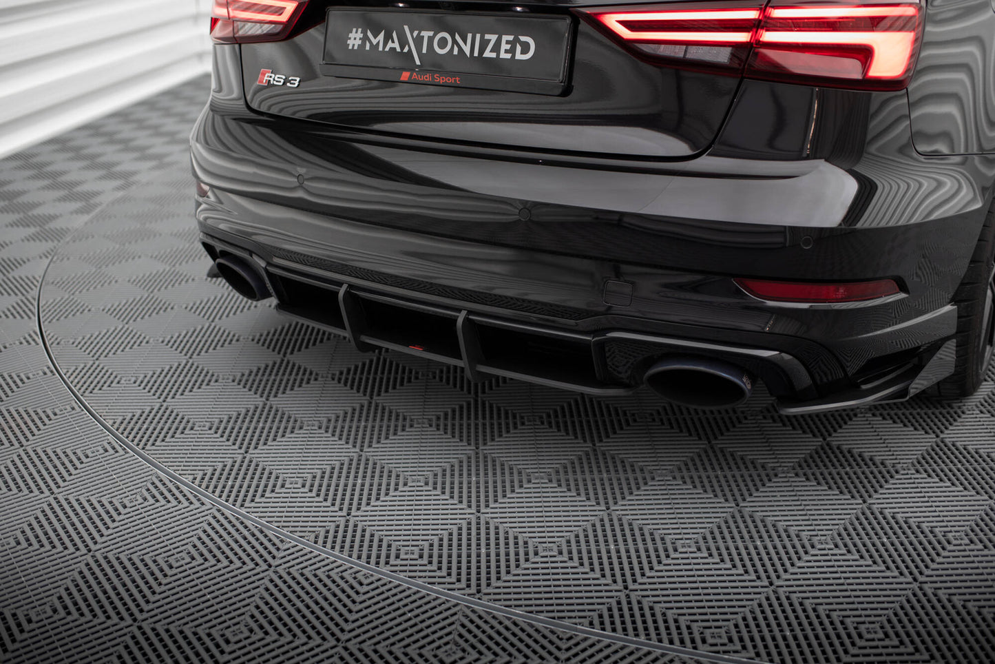 Maxton Street Pro Heckschürze für Audi RS3 Limousine 8V Facelift