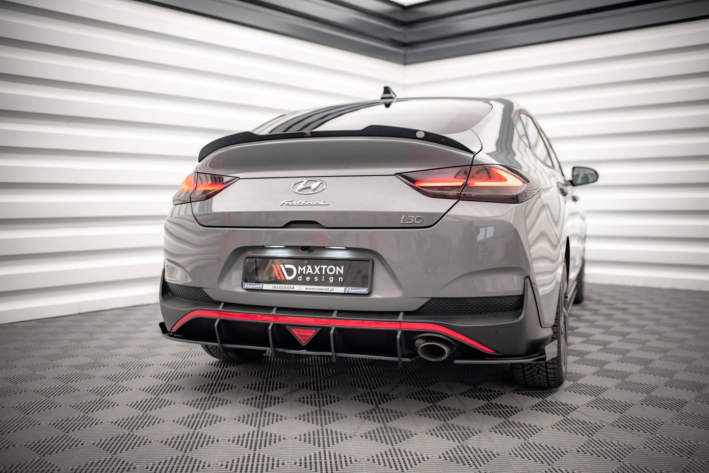 Maxton Street Pro Heck Ansatz Flaps Diffusor +Flaps für Hyundai I30 Fastback N-Line Mk3 Facelift schwarz Hochglanz