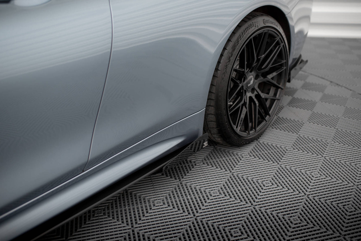 Maxton Side Flaps BMW 4er Coupe / Gran Coupe / Cabrio M-Paket F32 / F36 / F33  schwarz Hochglanz