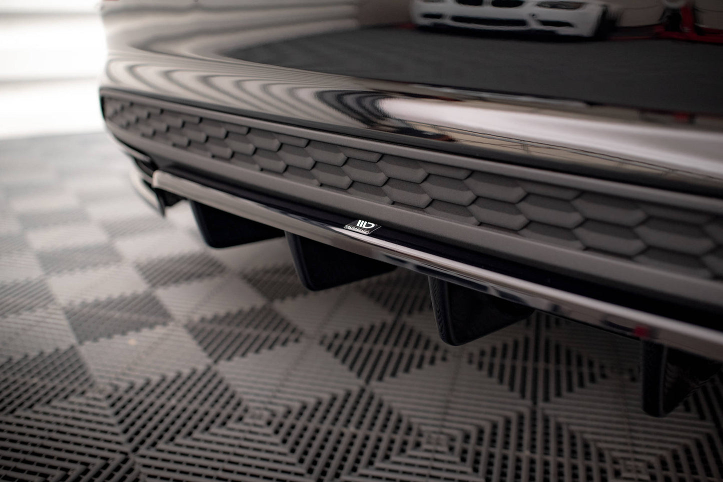 Maxton Mittlerer Diffusor Heck Ansatz DTM Look für Audi A3 S-Line Limousine 8Y schwarz Hochglanz