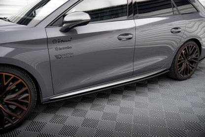 Maxton Seitenschweller Ansatz für Cupra Leon Aero Mk1 schwarz Hochglanz