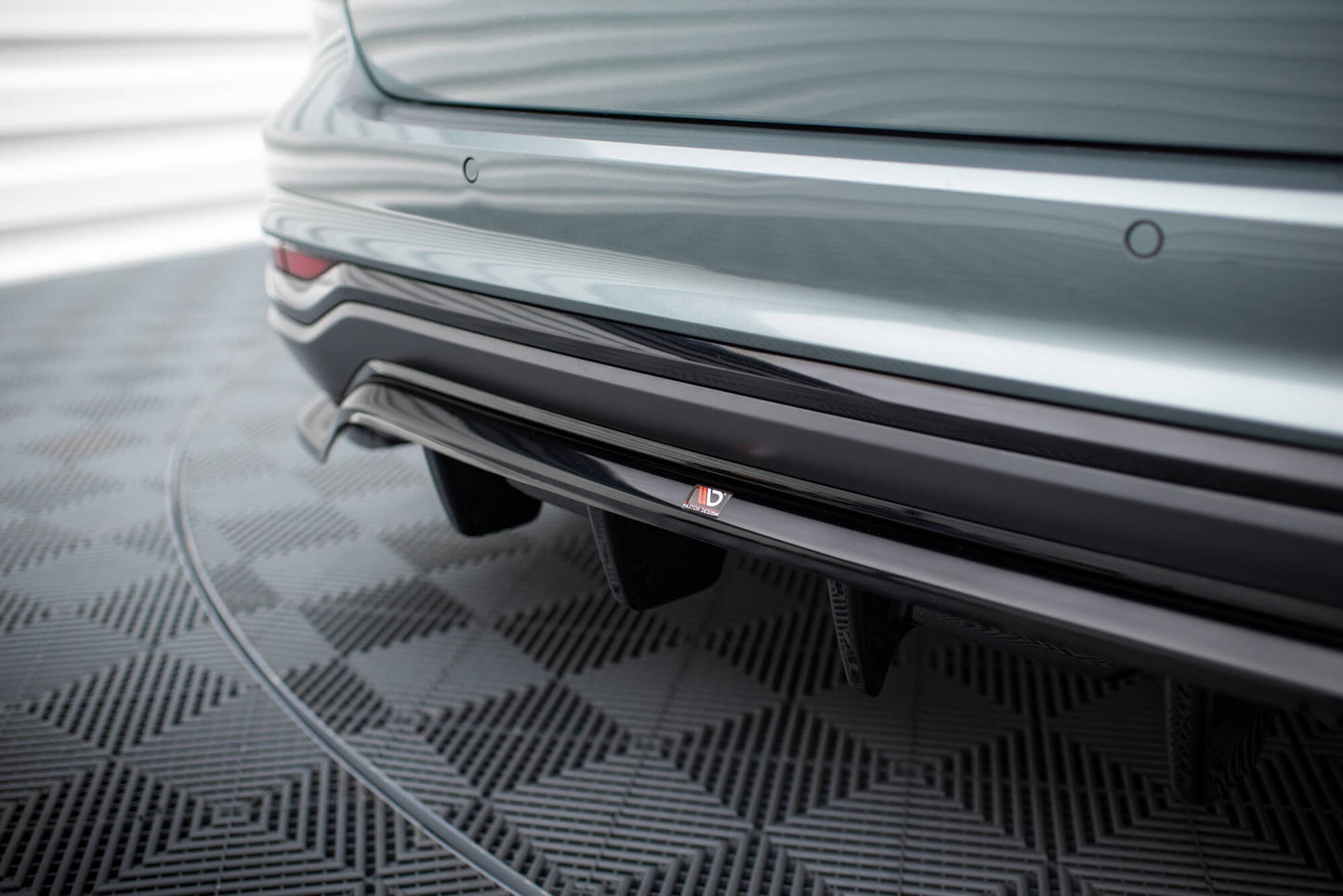 Maxton Mittlerer Diffusor Heck Ansatz DTM Look für Audi A6 Allroad C8 schwarz Hochglanz