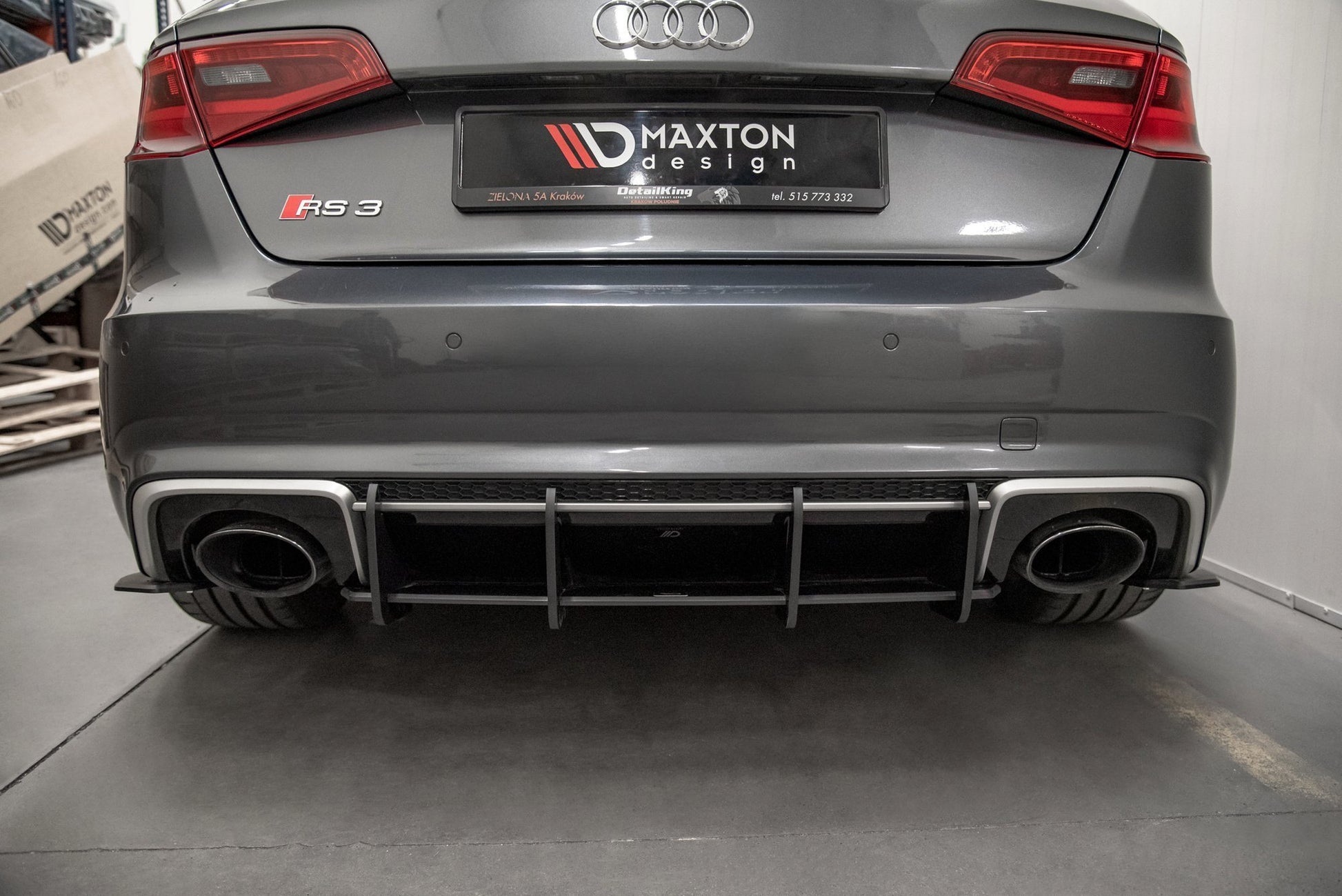 Maxton Robuste Racing Heckschürze V.1 für Audi RS3 8V Sportback