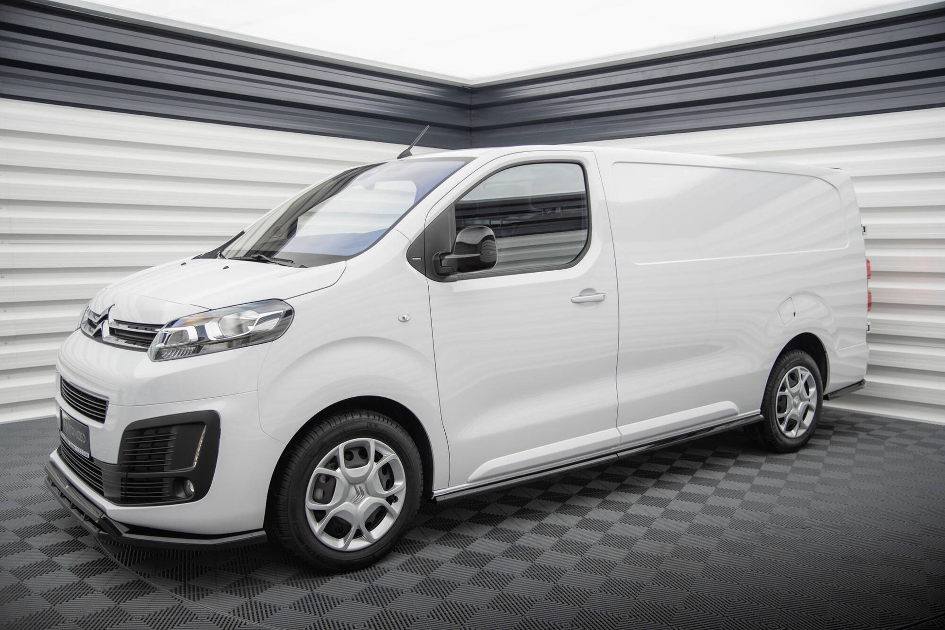 Maxton Seitenschweller Ansatz für Citroen Jumpy l2 /l3 Mk3 schwarz Hochglanz