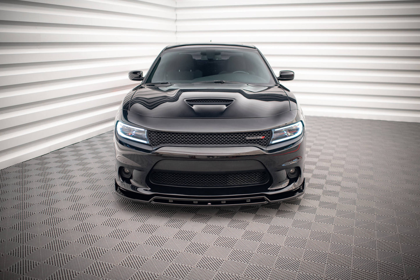 Maxton Front Ansatz V.1 für Dodge Charger SRT Mk7 Facelift schwarz Hochglanz
