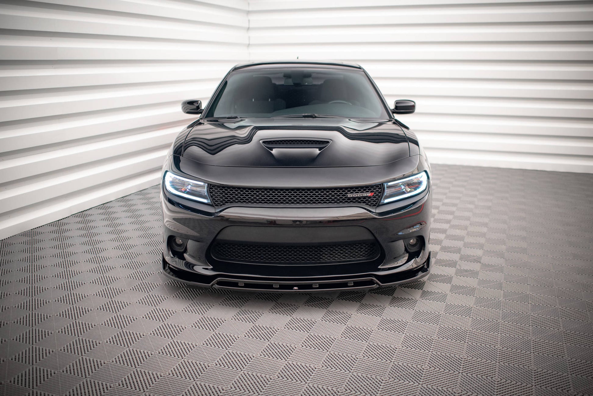 Maxton Front Ansatz V.1 für Dodge Charger SRT Mk7 Facelift schwarz Hochglanz