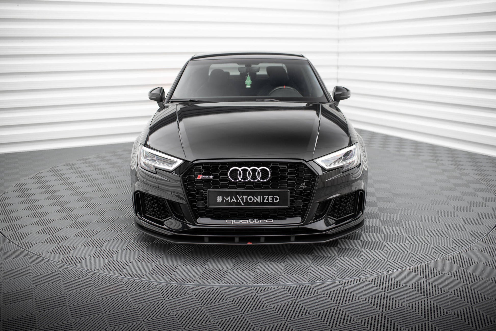 Maxton Street Pro Front Ansatz für für Audi RS3 Limousine 8V Facelift