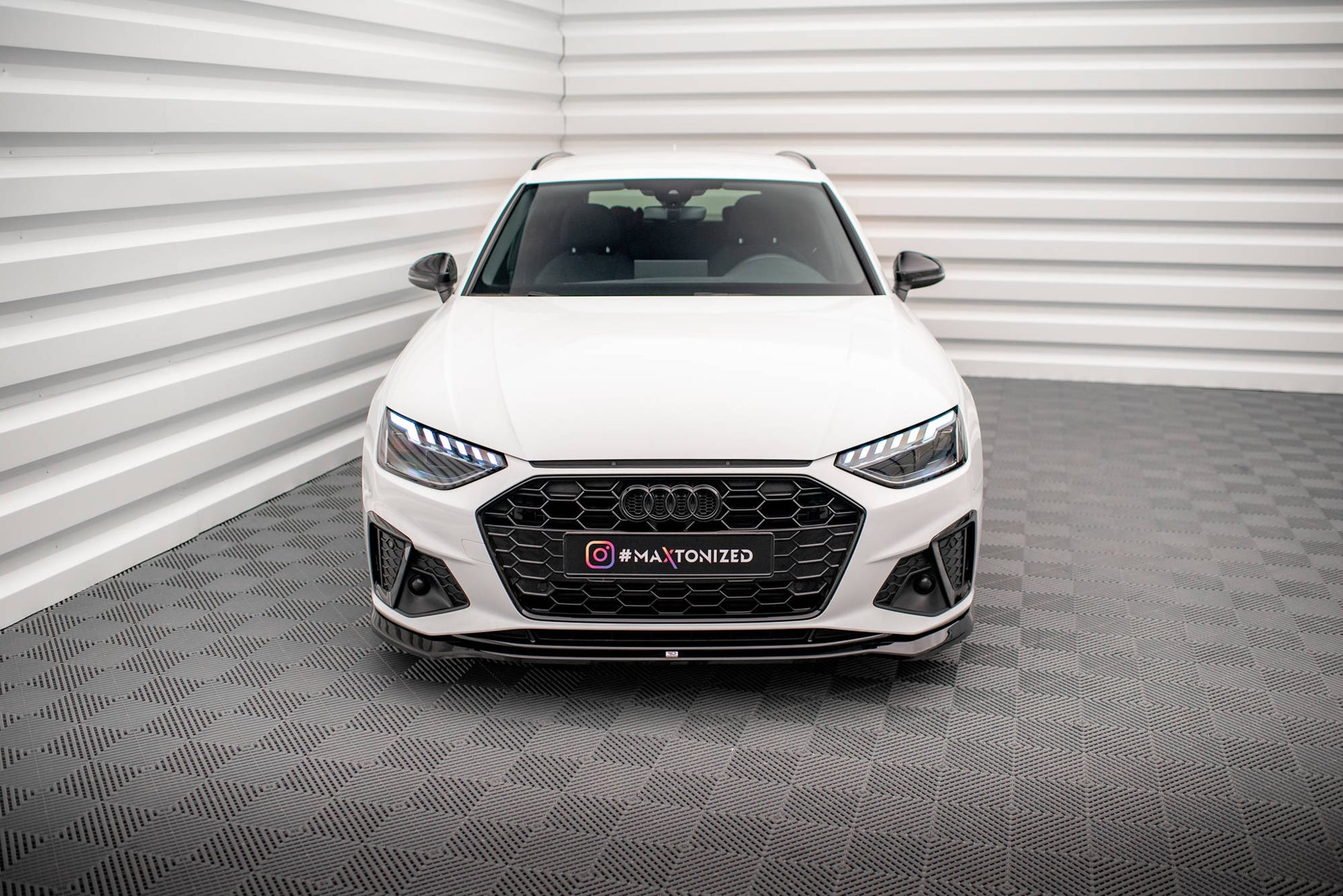 Maxton Front Ansatz V.2 für Audi A4 S-Line / S4 B9 Facelift schwarz Hochglanz
