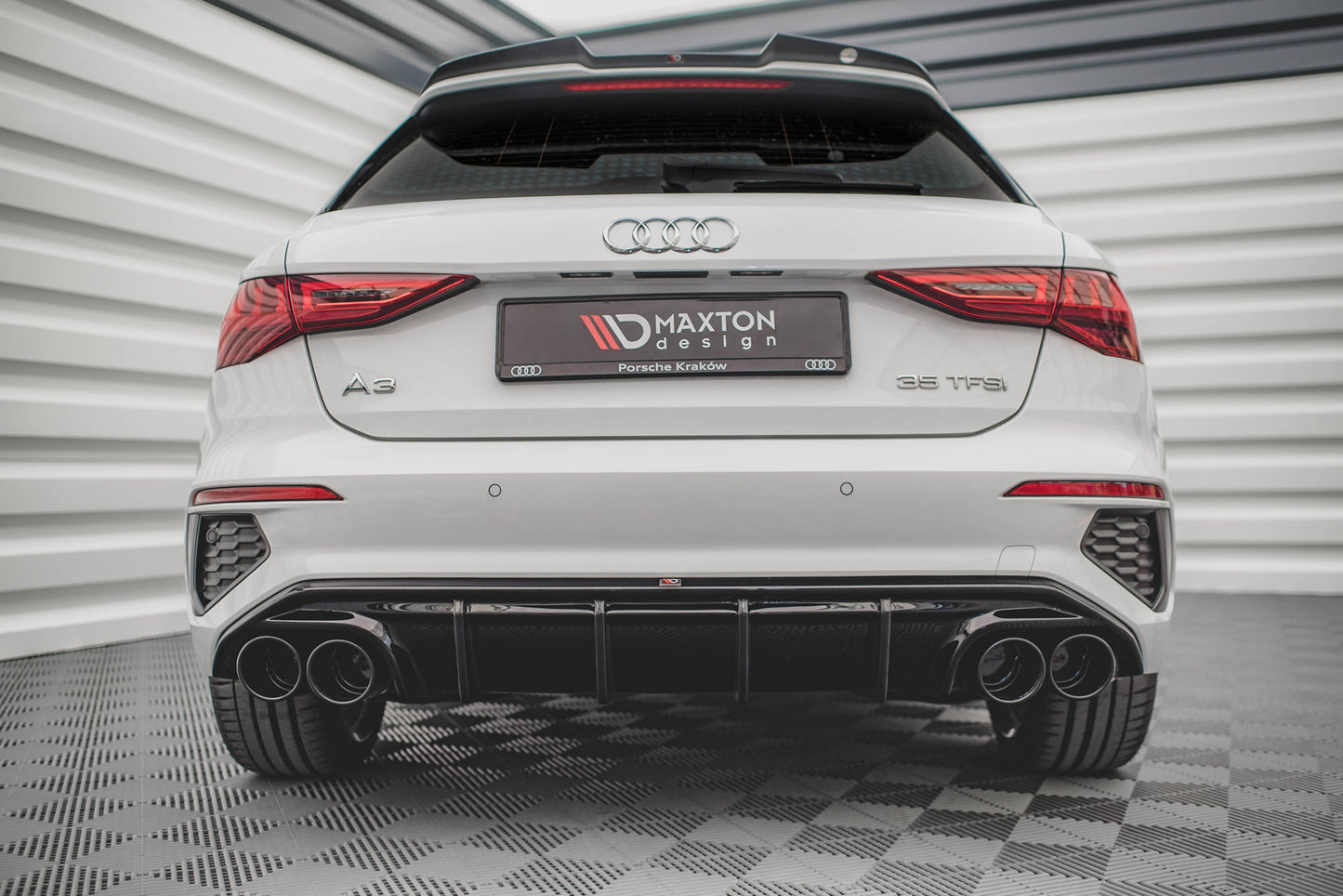 Maxton Diffusor Heck Ansatz für + Endschalldampfer Sportauspuff Attrappe Audi A3 S-Line Sportback 8Y