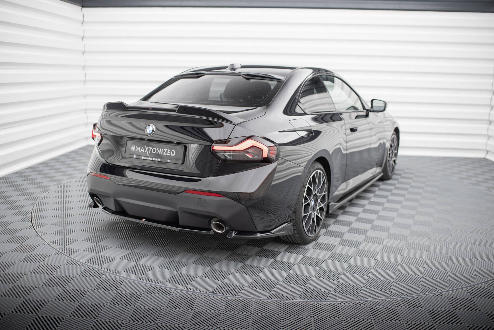 Maxton Heck Ansatz Flaps Diffusor V.2 für BMW 2 Coupe G42 schwarz Hochglanz