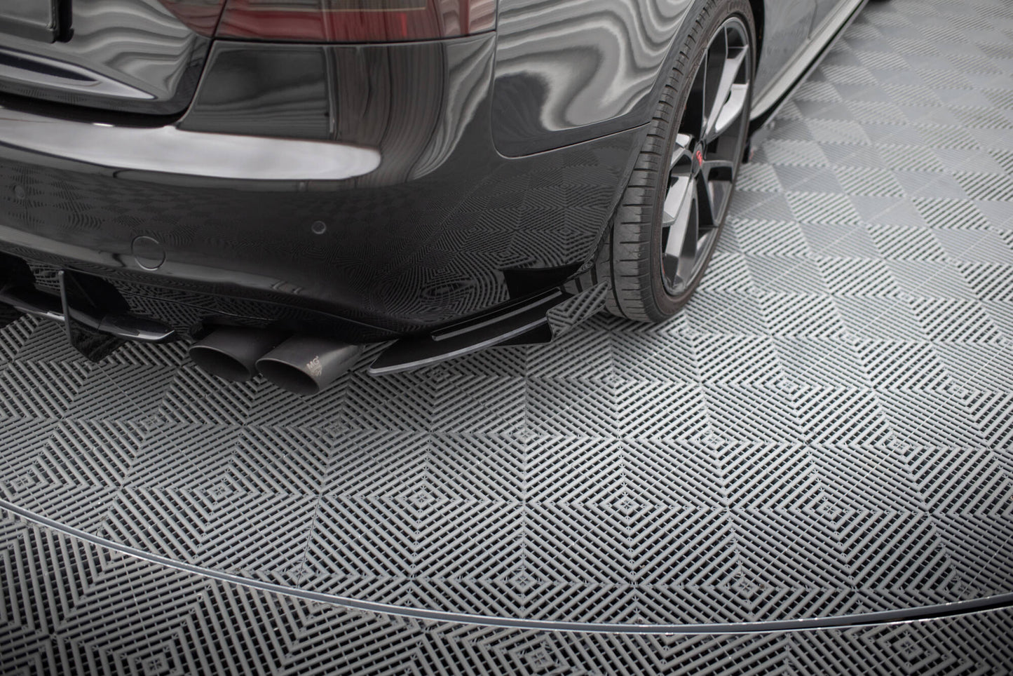 Maxton Hintere Seiten Flaps für Audi S5 / A5 S-Line Coupe / Cabriolet 8T schwarz Hochglanz