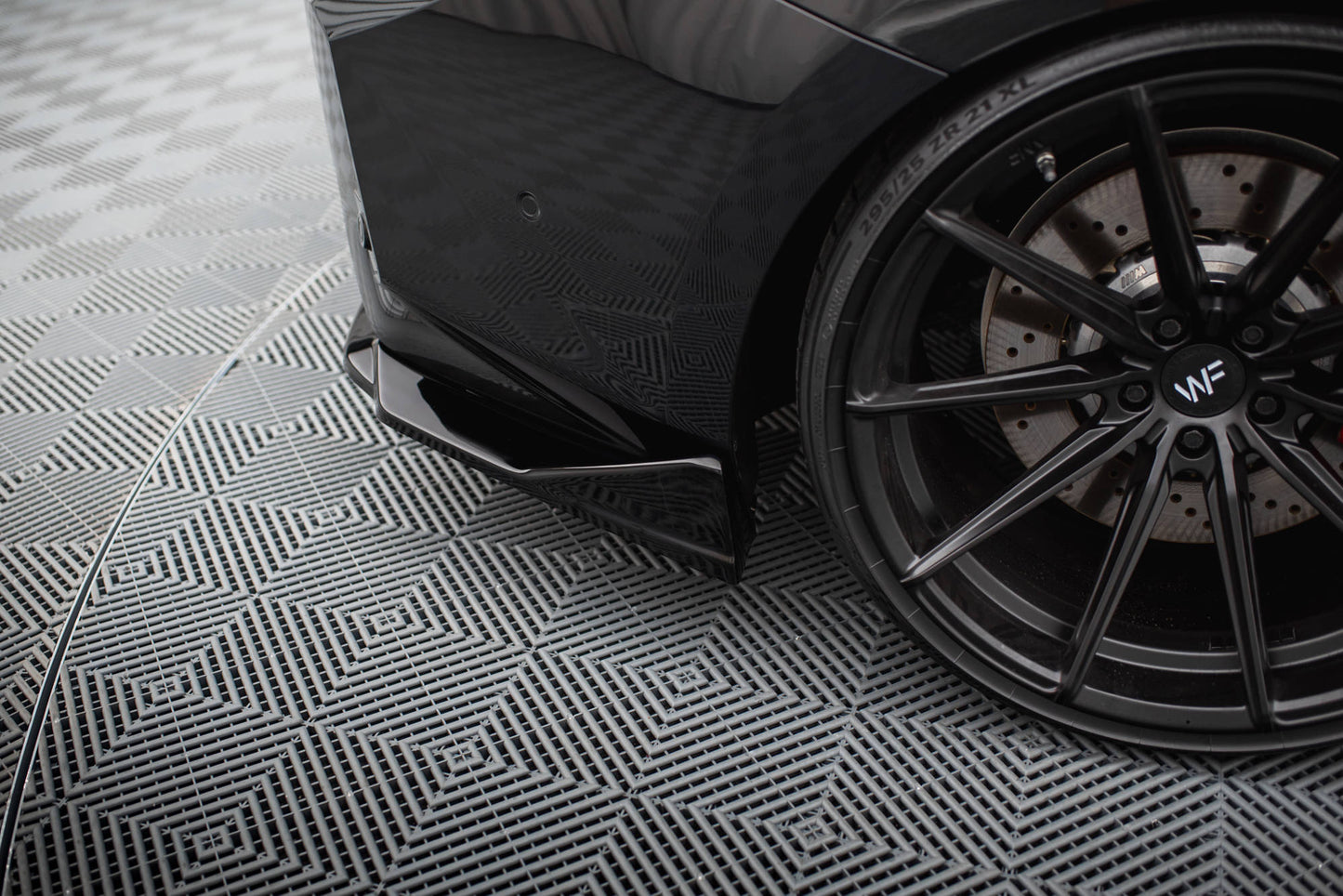 Maxton Heck Ansatz Flaps Diffusor V.2 für BMW M2 G87 schwarz Hochglanz