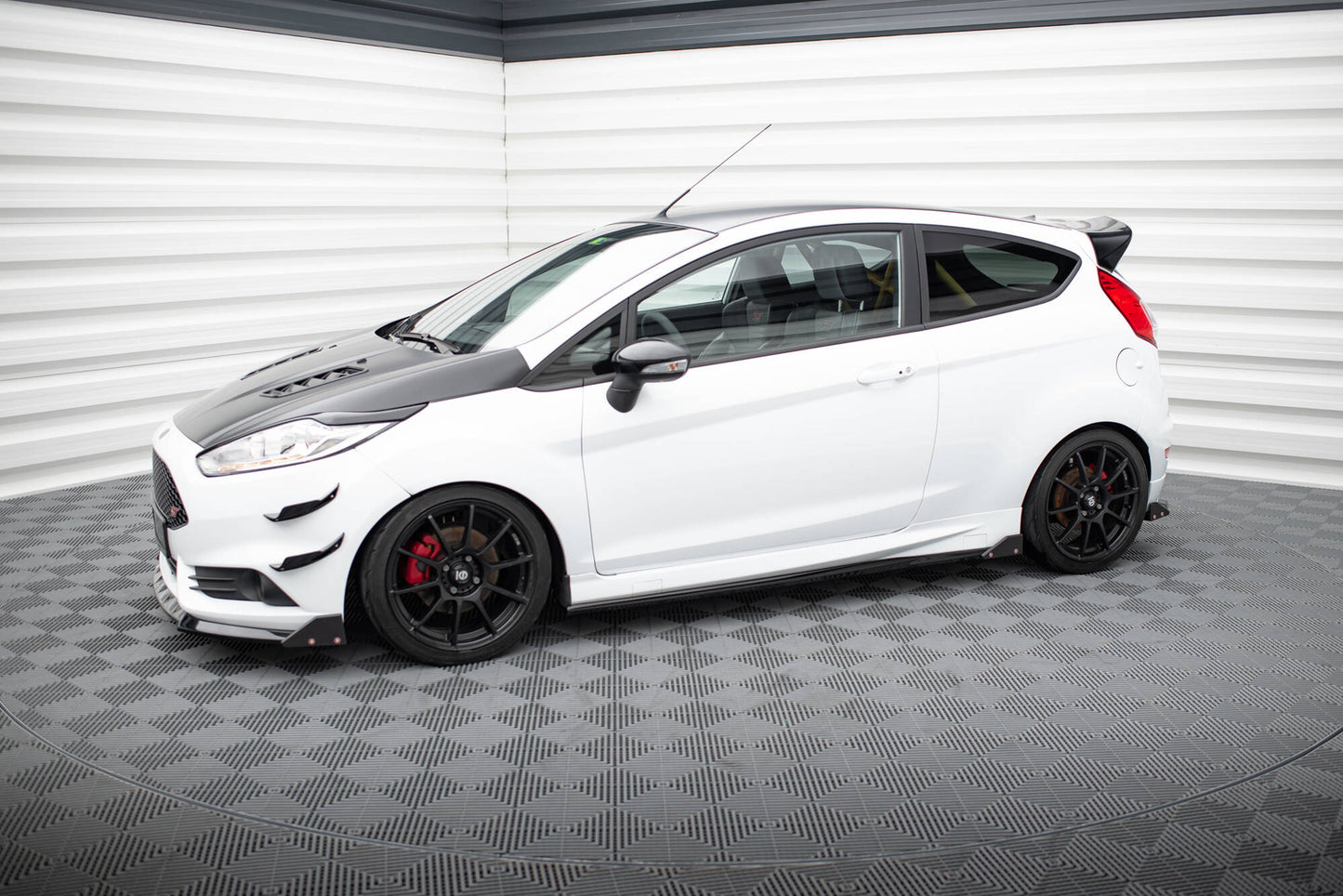 Maxton Seitenschweller Ansatz für V.4 + Flaps Ford Fiesta ST / ST-Line Mk7