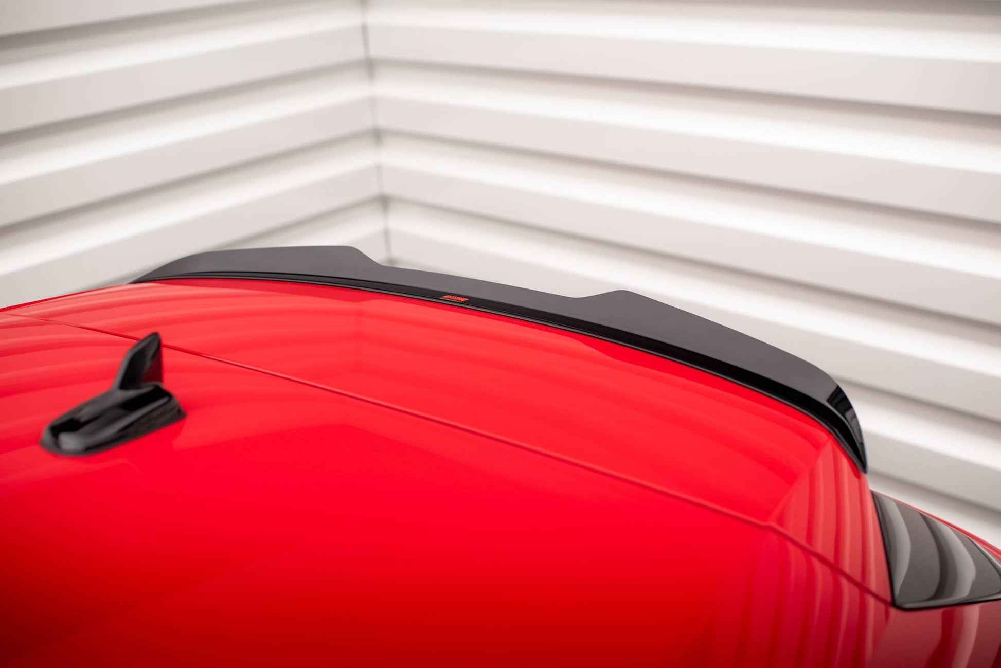Maxton Spoiler CAP für Audi A3 Sportback 8Y schwarz Hochglanz