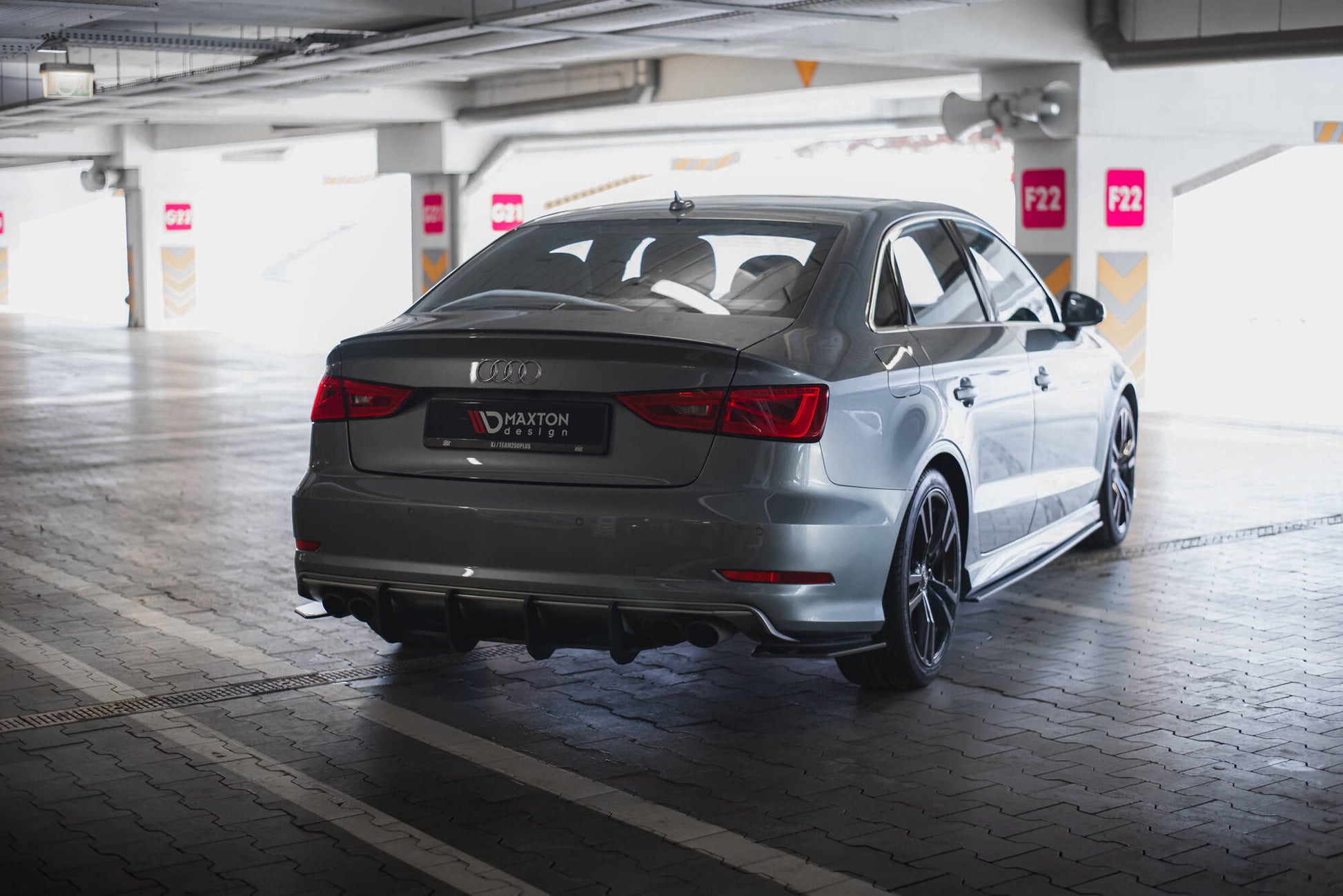 Maxton Street Pro Heck Ansatz Flaps Diffusor für  Audi S3 Limousine 8V