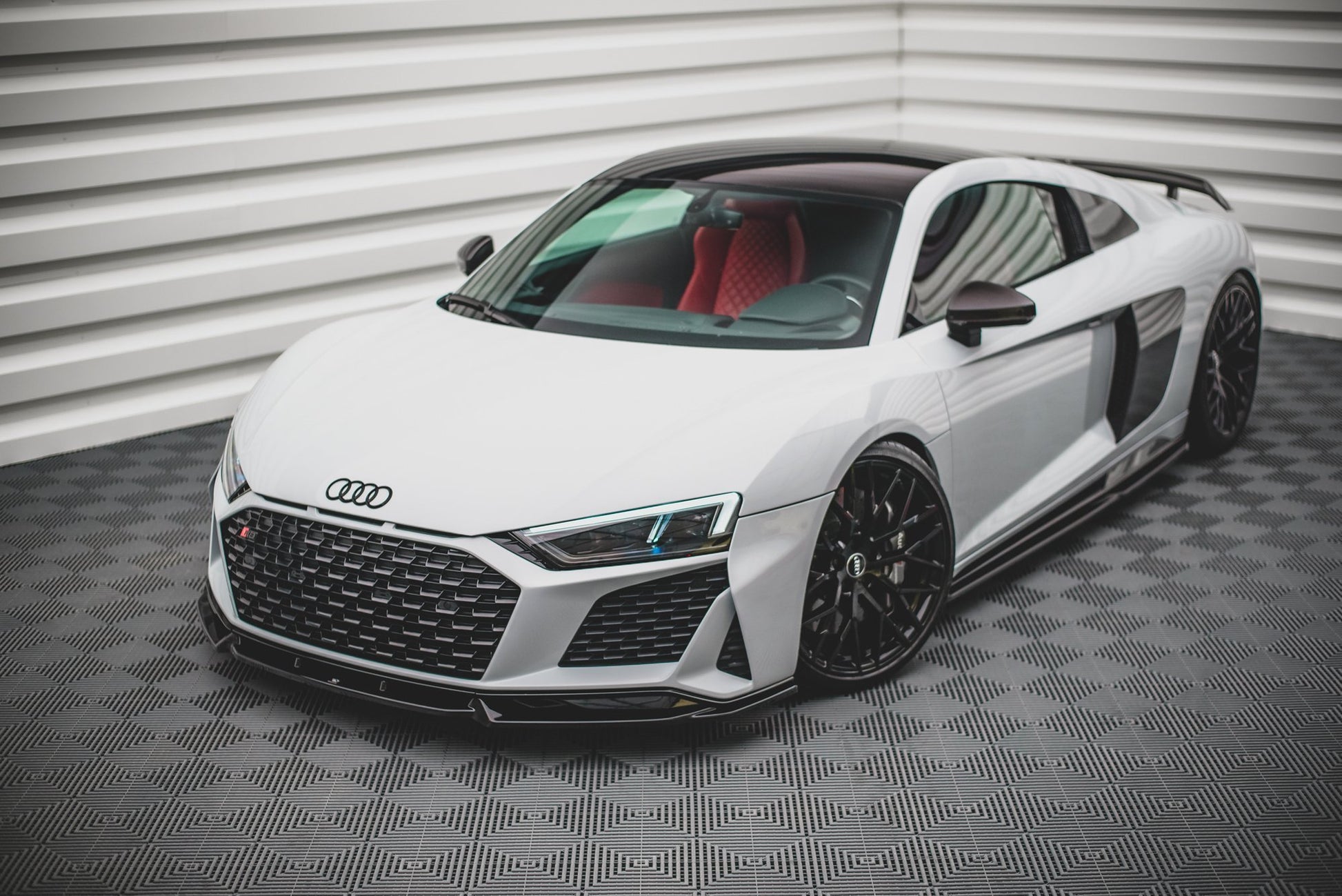 Maxton Front Ansatz V.1 für Audi R8 Mk2 Facelift schwarz Hochglanz