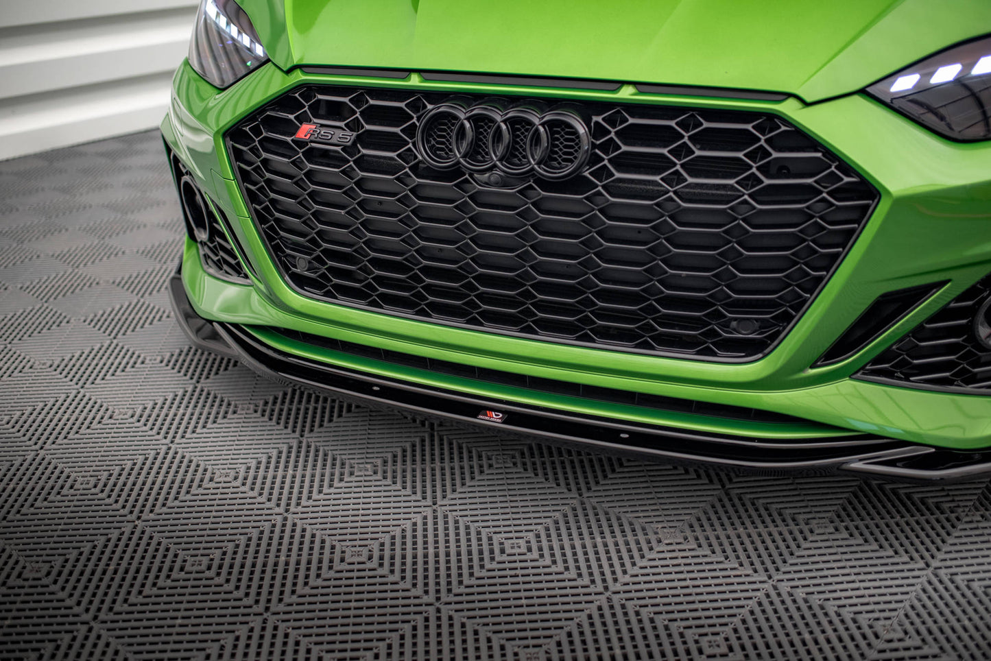 Maxton Front Ansatz V.1 +Flaps für Audi RS5 F5 Facelift