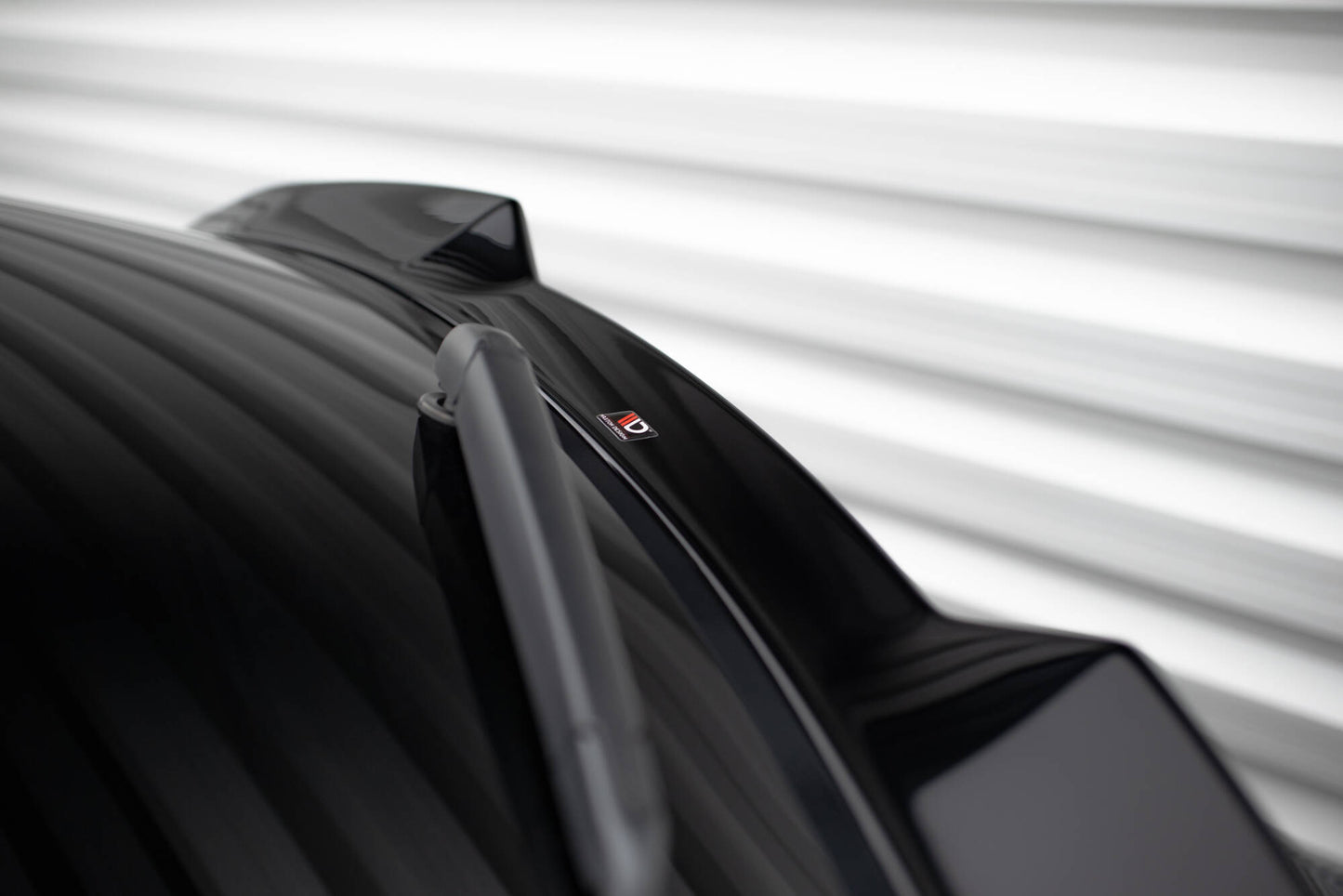 Maxton Niedriger Spoiler CAP für 3D Alfa Romeo Stelvio Quadrifoglio Mk1 schwarz Hochglanz
