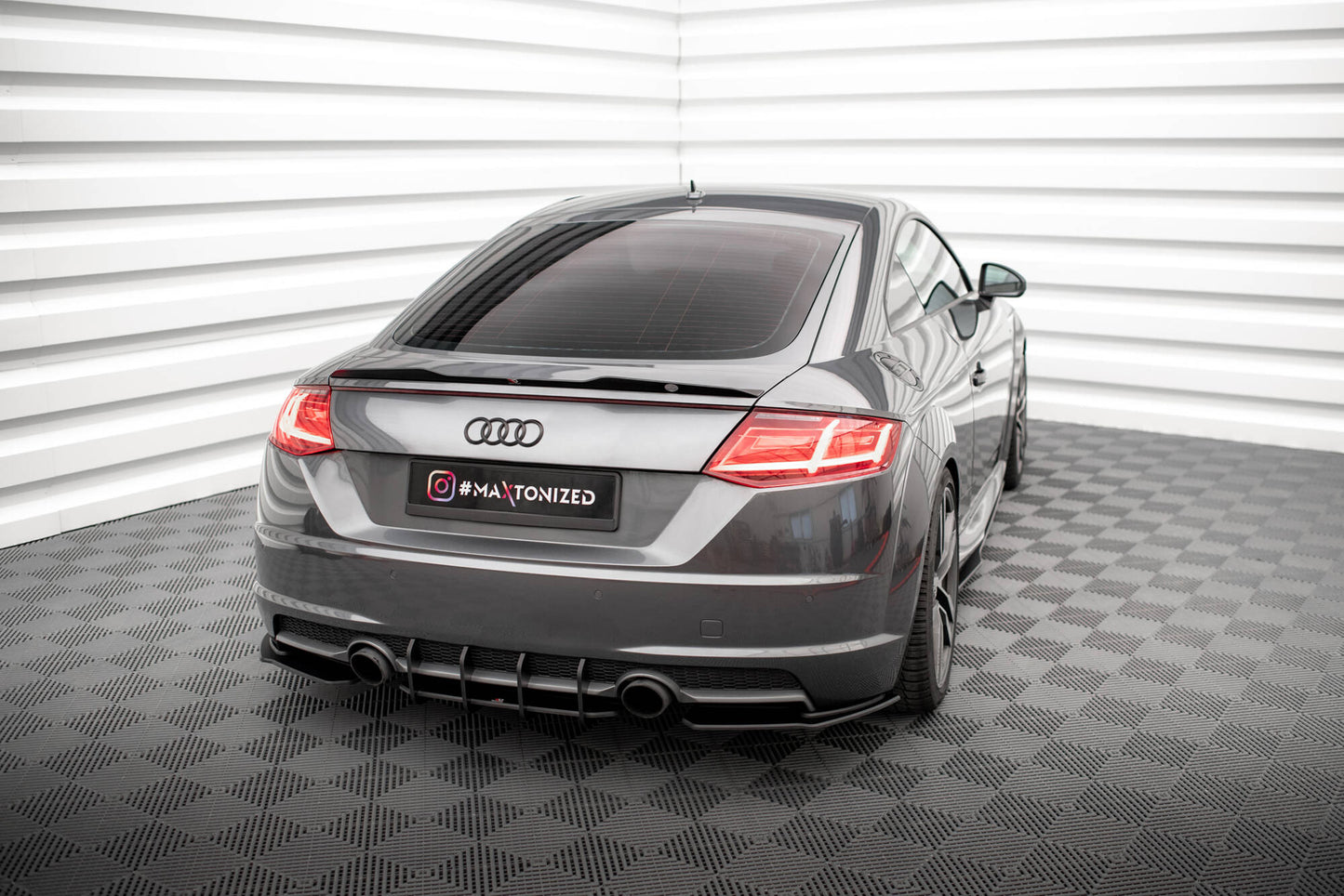 Maxton Street Pro Heck Ansatz Flaps Diffusor für Audi TT S-Line 8S