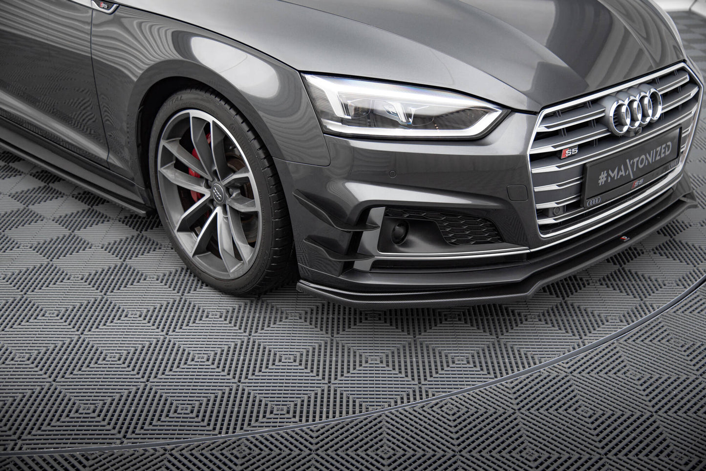 Maxton Stoßstangenflügel vorne (Canards) Audi S5 / A5 S-Line Coupe / Sportback F5
