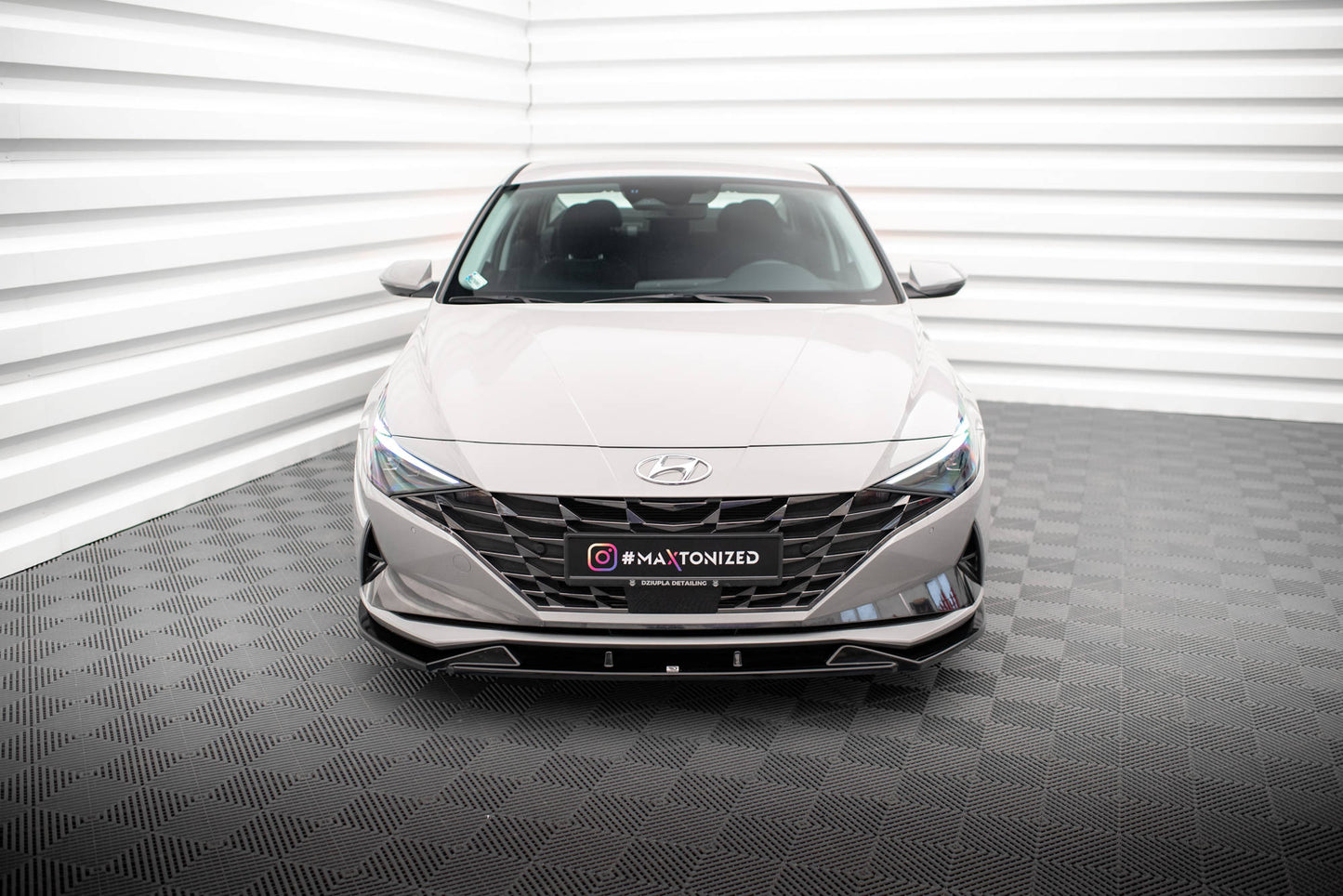 Maxton Front Ansatz für Hyundai Elantra Mk7 schwarz Hochglanz