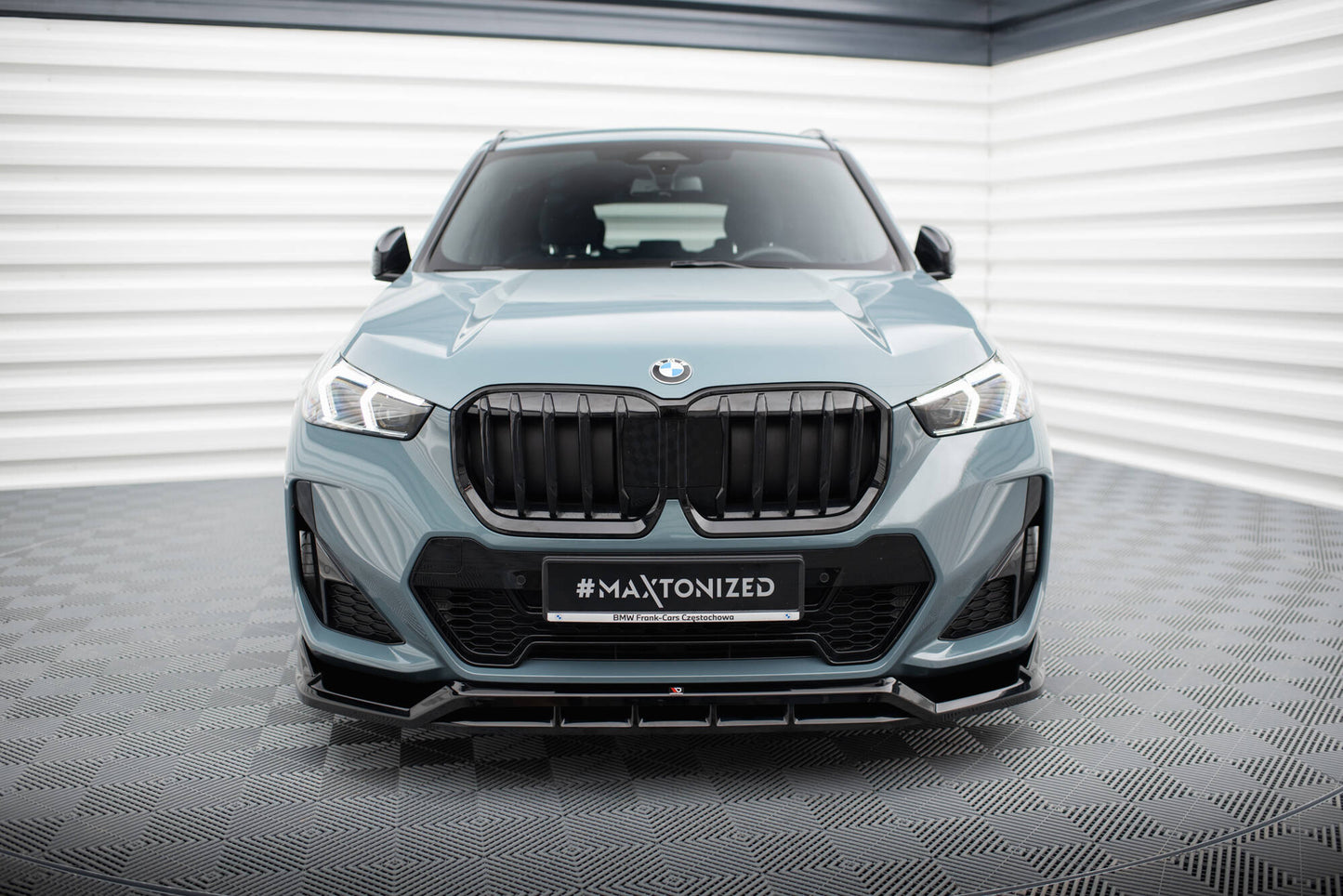 Maxton Front Ansatz für BMW X1 M-Paket U11 schwarz Hochglanz