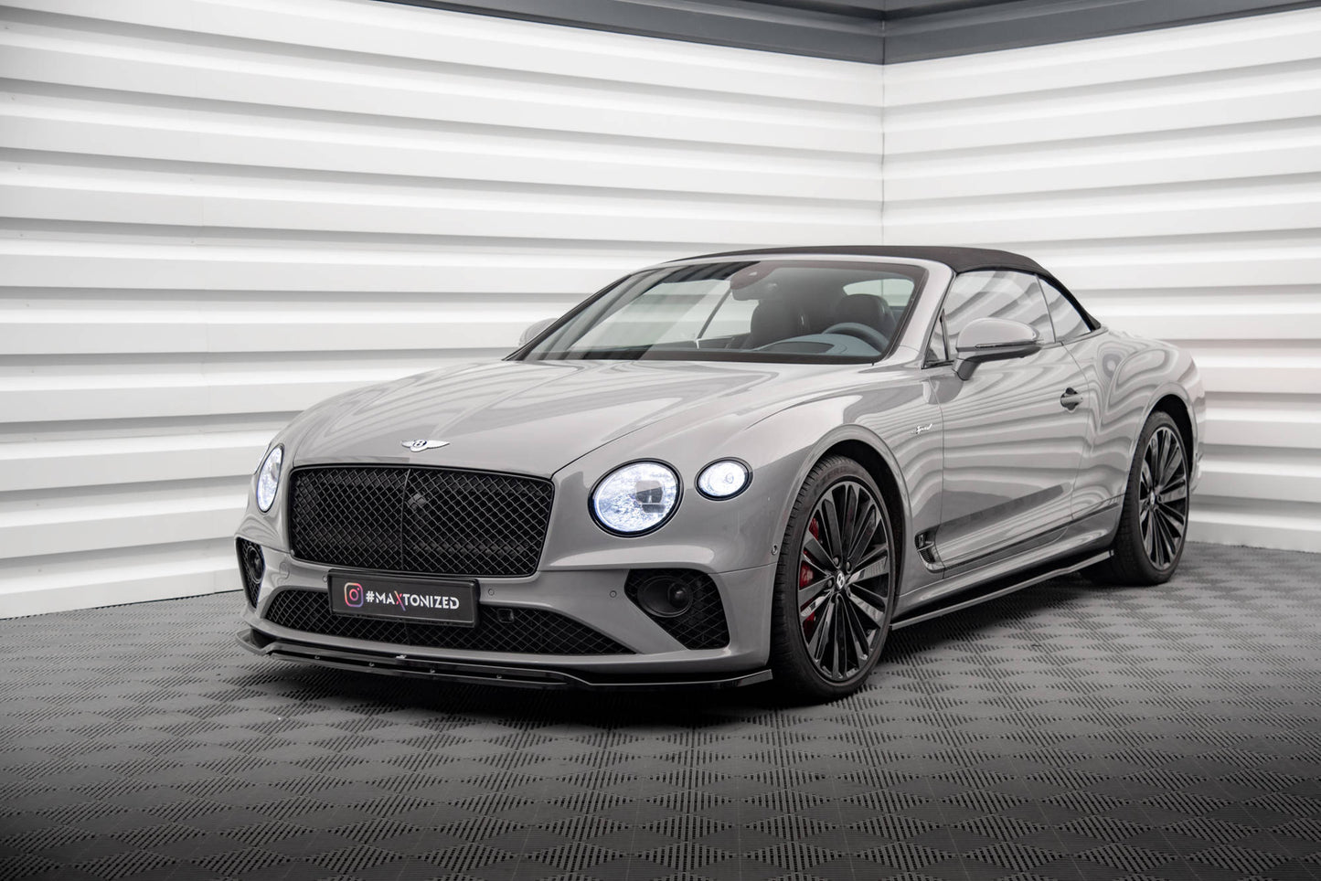 Maxton Front Ansatz für Bentley Continental GT Mk3 schwarz Hochglanz