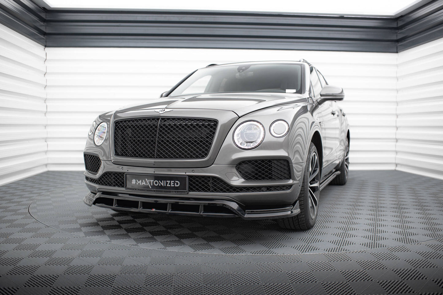 Maxton Front Ansatz für Bentley Bentayga Mk1  schwarz Hochglanz