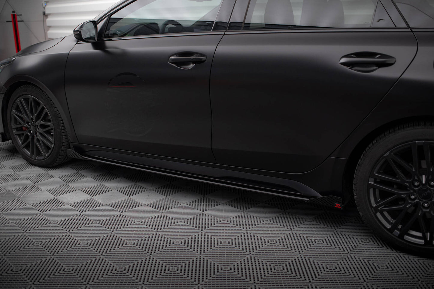 Maxton Street Pro Seitenschweller Ansatz für + Flaps Kia Proceed GT Mk1 Facelift / Ceed GT Mk3 Facelift  schwarz Hochglanz