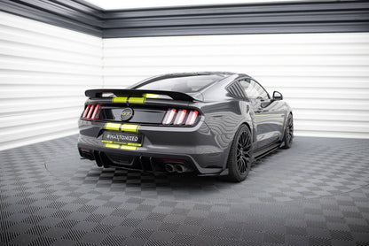 Maxton Hintere Seiten Flaps für Ford Mustang GT Mk6  schwarz Hochglanz