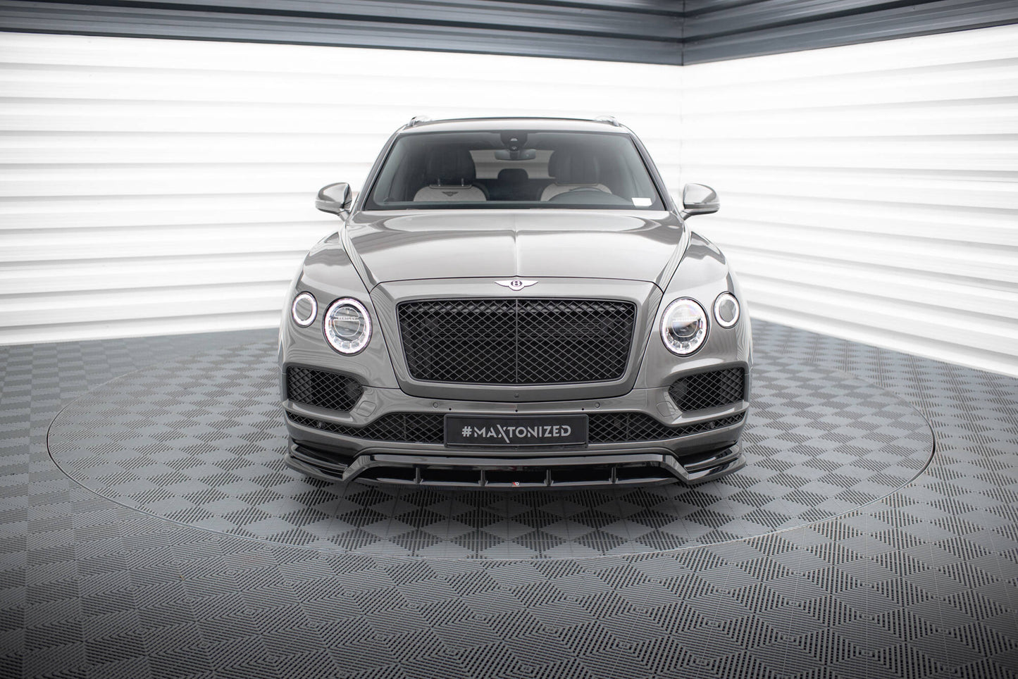 Maxton Front Ansatz für Bentley Bentayga Mk1  schwarz Hochglanz