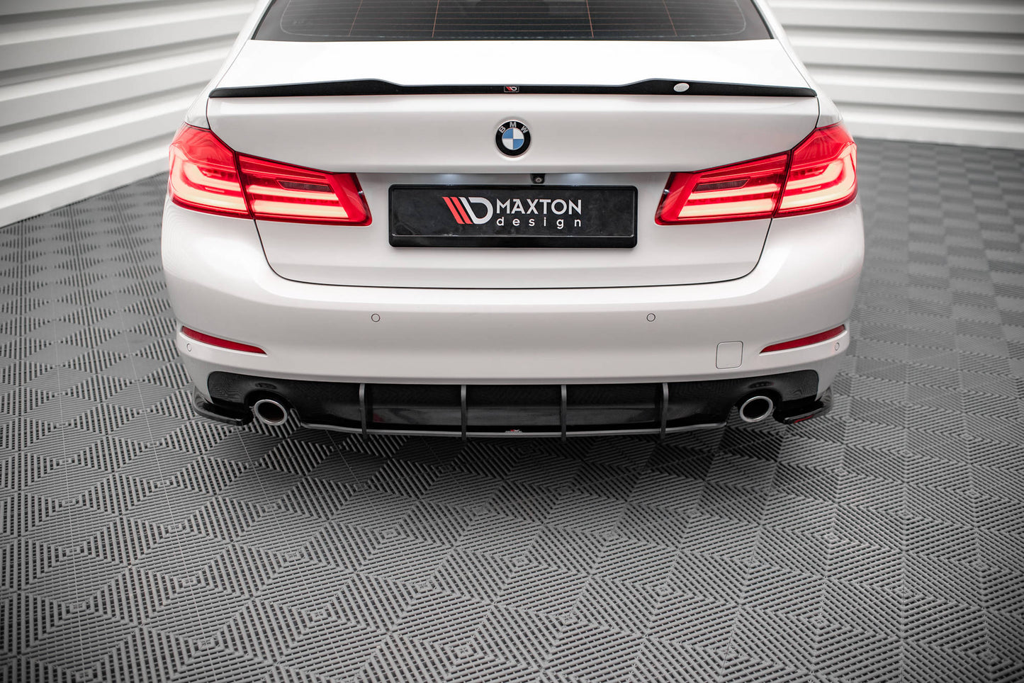 Maxton Street Pro Heckschürze für BMW 5er Limousine G30